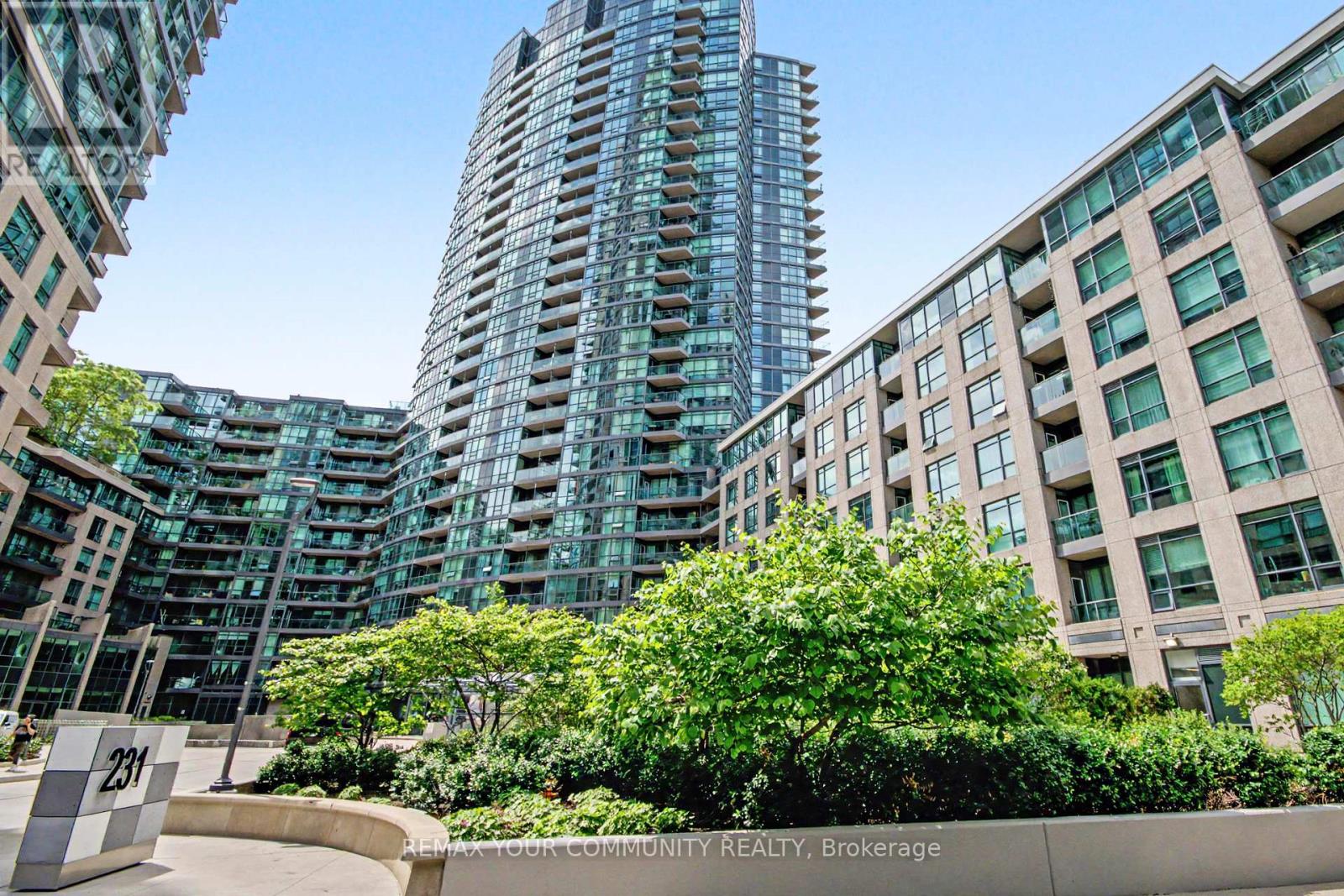 219 - 231 Fort York Boulevard, Toronto, Ontario  M5V 1B2 - Photo 2 - C13473064