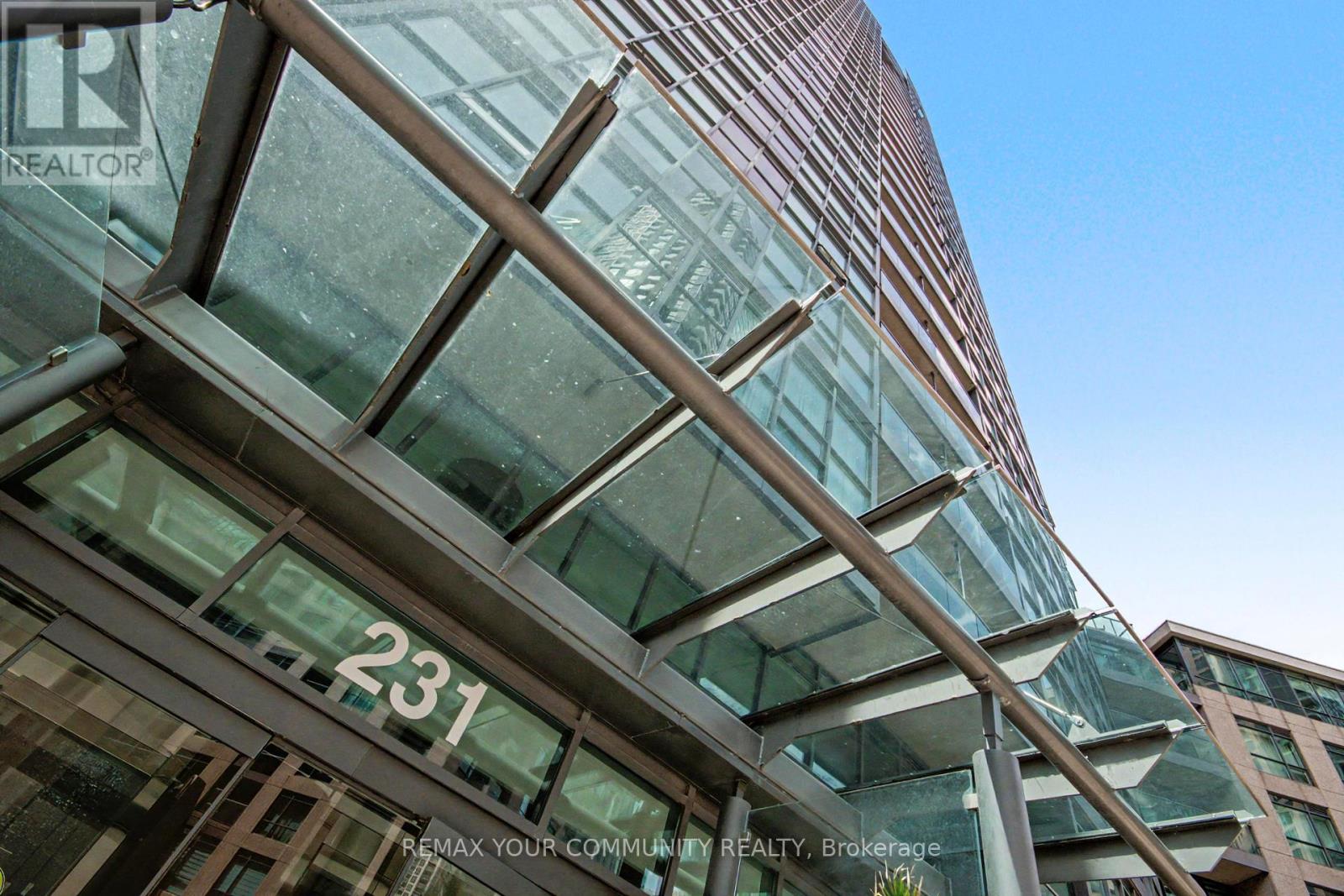 219 - 231 FORT YORK BOULEVARD, Toronto, Ontario