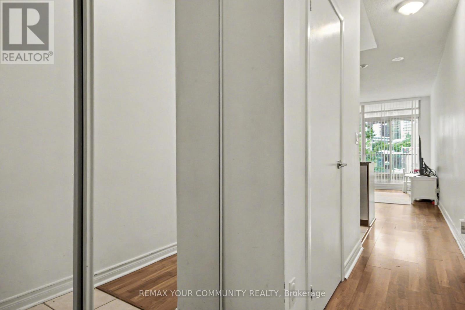 219 - 231 Fort York Boulevard, Toronto, Ontario  M5V 1B2 - Photo 7 - C13473064