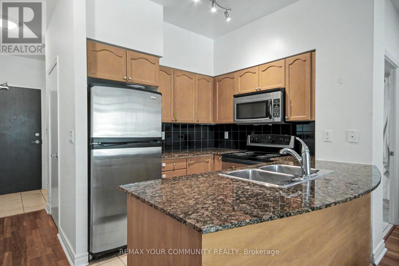 219 - 231 Fort York Boulevard, Toronto, Ontario  M5V 1B2 - Photo 11 - C13473064