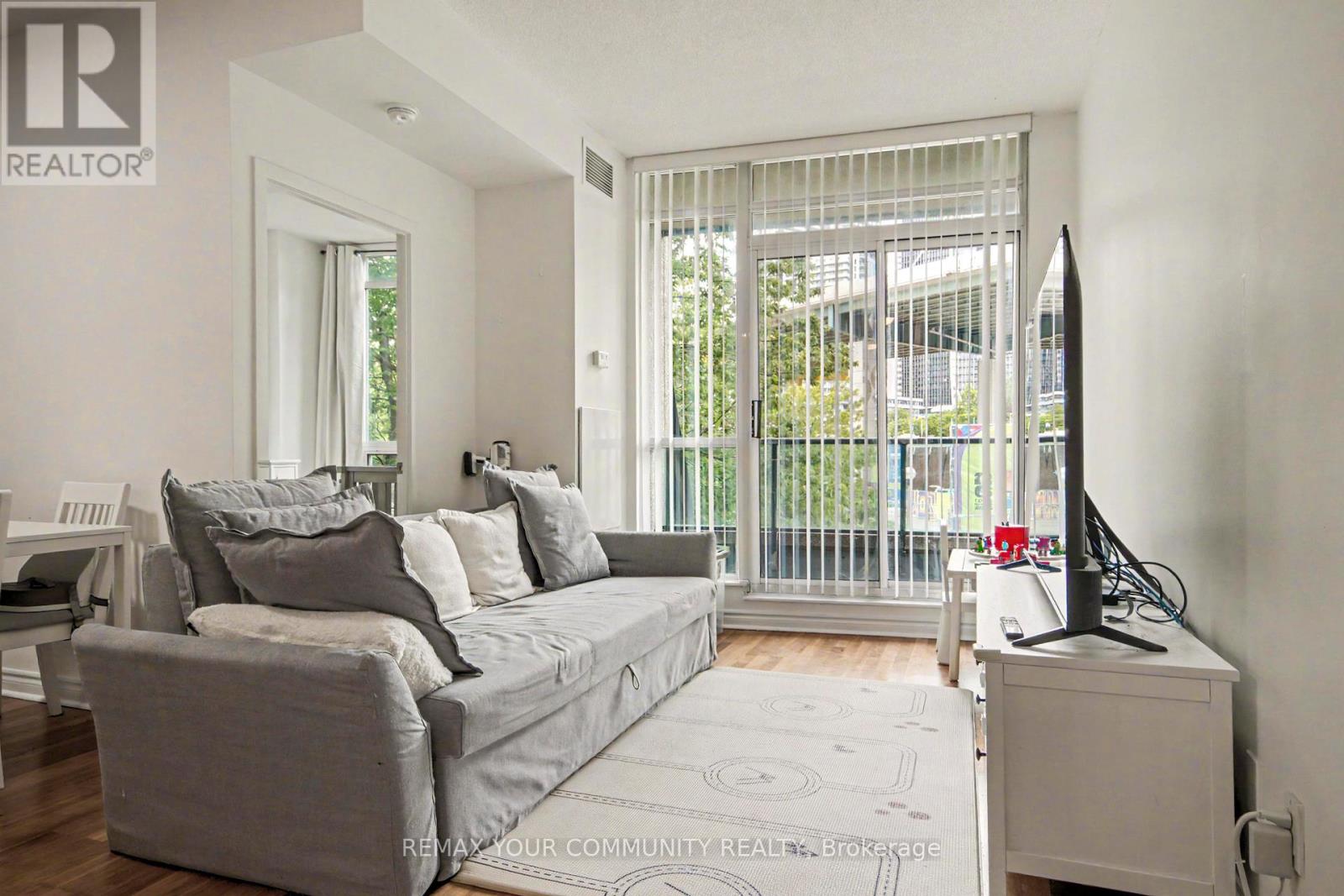 219 - 231 Fort York Boulevard, Toronto, Ontario  M5V 1B2 - Photo 9 - C13473064