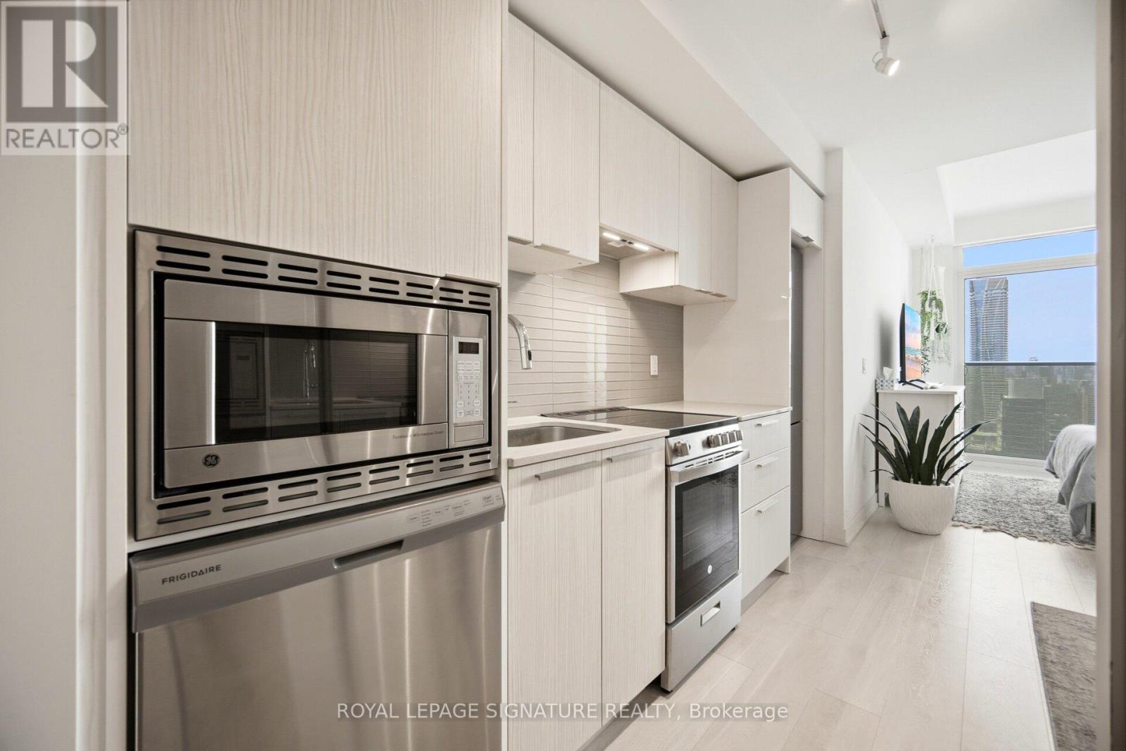 5204 - 501 Yonge Street, Toronto, Ontario  M4Y 0G8 - Photo 10 - C13473144