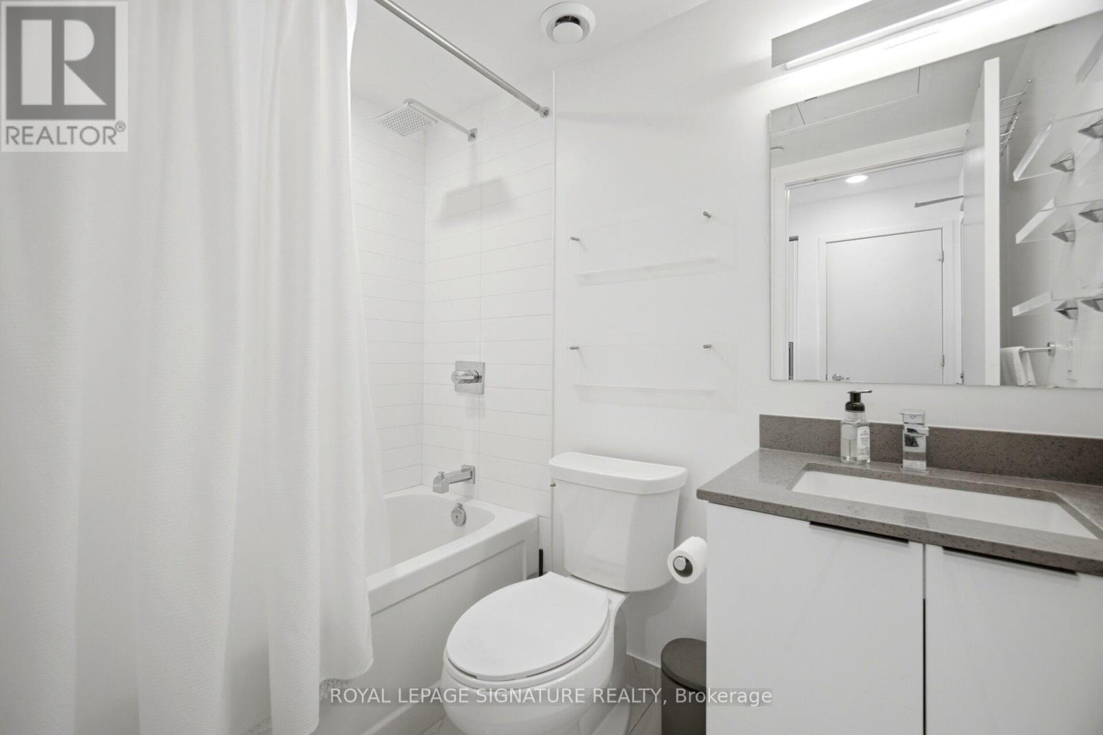5204 - 501 Yonge Street, Toronto, Ontario  M4Y 0G8 - Photo 21 - C13473144