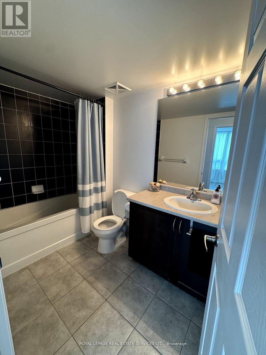 1510 - 19 Grand Trunk Crescent, Toronto, Ontario  M5J 3A3 - Photo 19 - C13473200