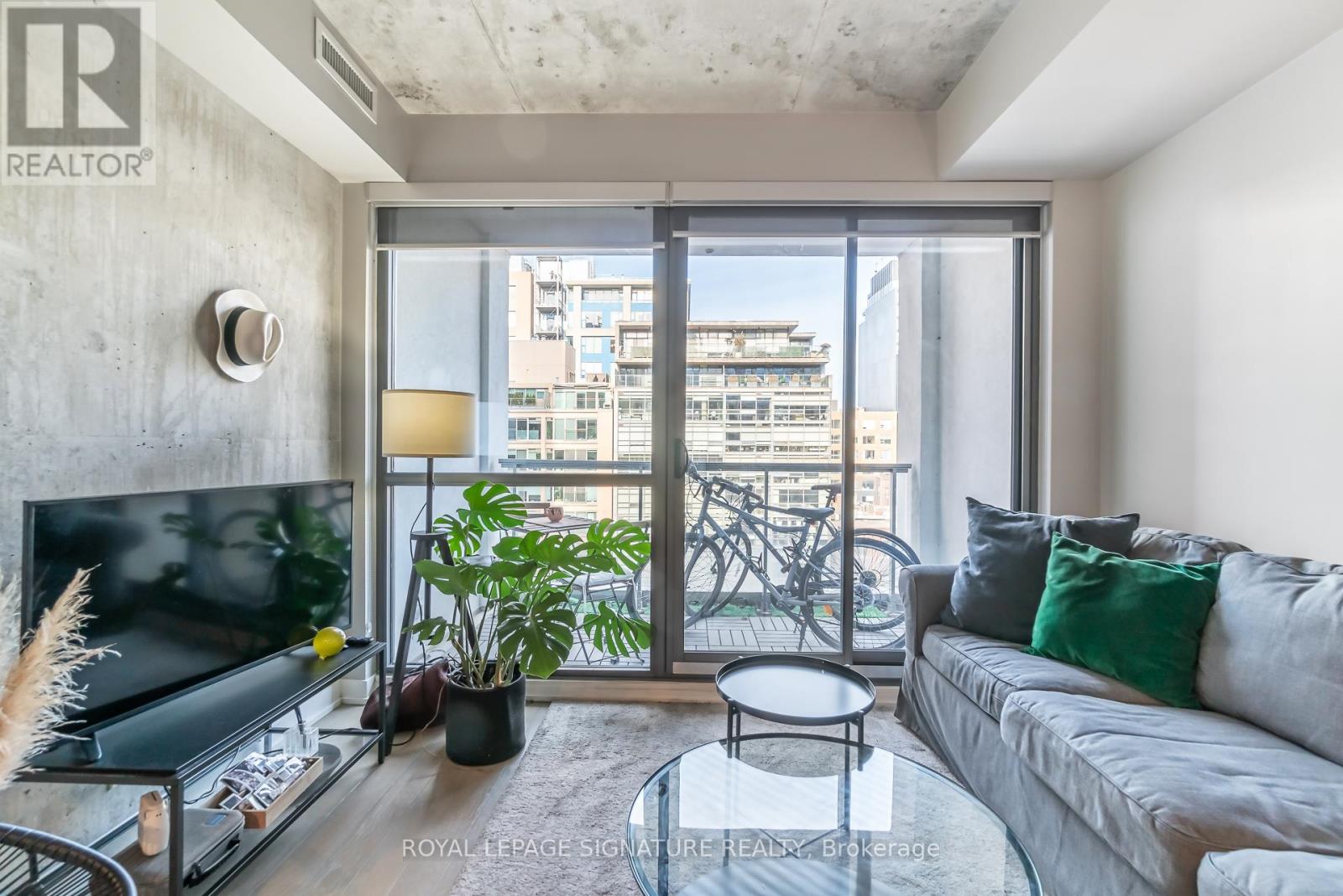603 - 39 Brant Street, Toronto, Ontario  M5V 0M8 - Photo 15 - C13473208