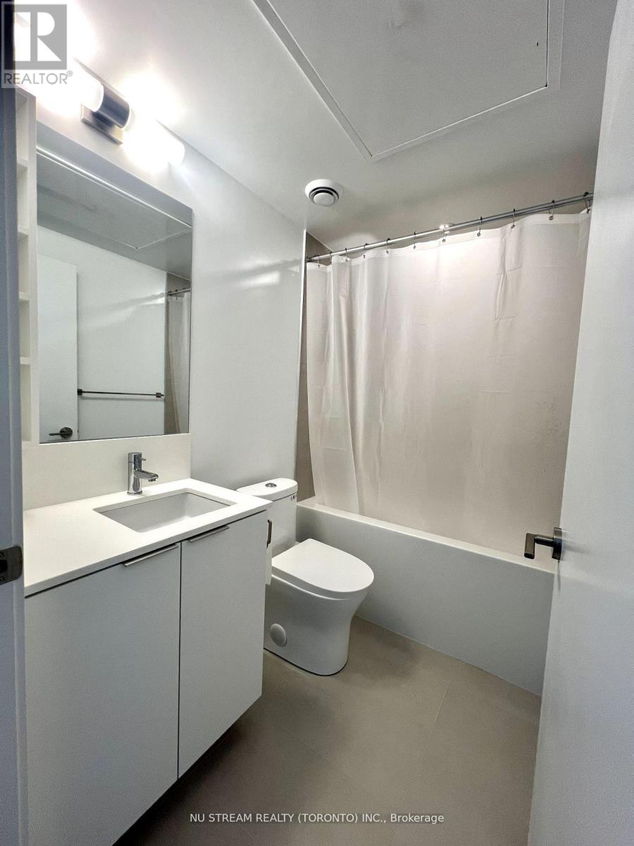 5507 - 8 Wellesley Street W, Toronto, Ontario  M4Y 0J5 - Photo 12 - C13473218