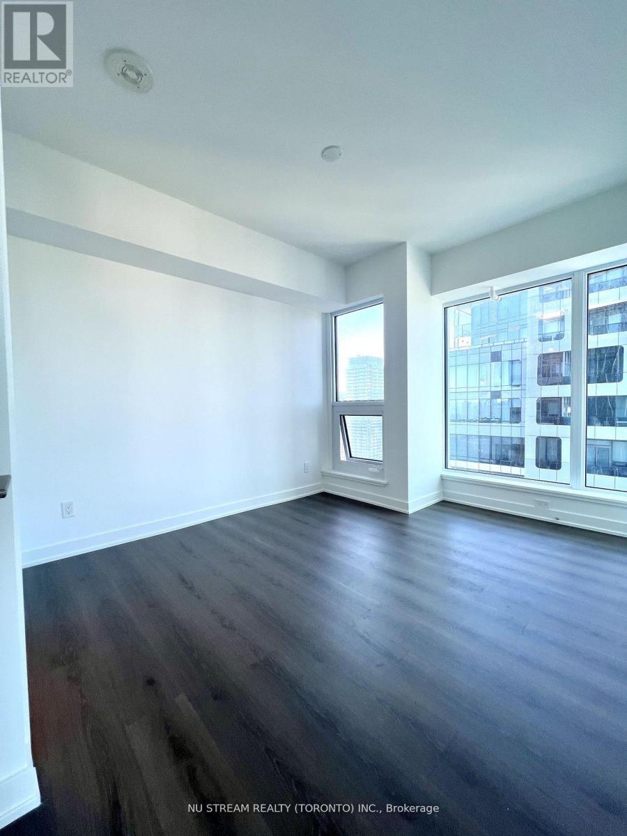 5507 - 8 Wellesley Street W, Toronto, Ontario  M4Y 0J5 - Photo 13 - C13473218