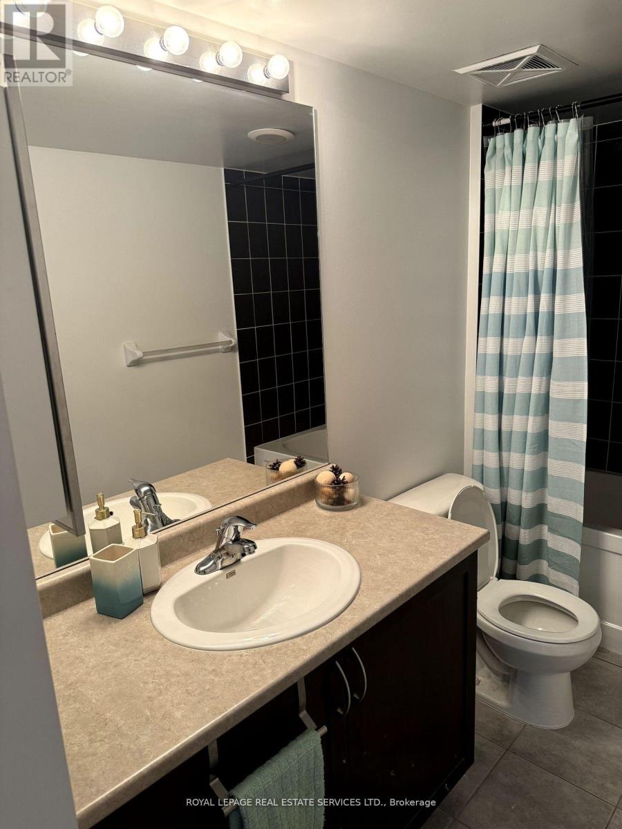 1510 - 19 Grand Trunk Crescent, Toronto, Ontario  M5J 3A3 - Photo 9 - C13473200
