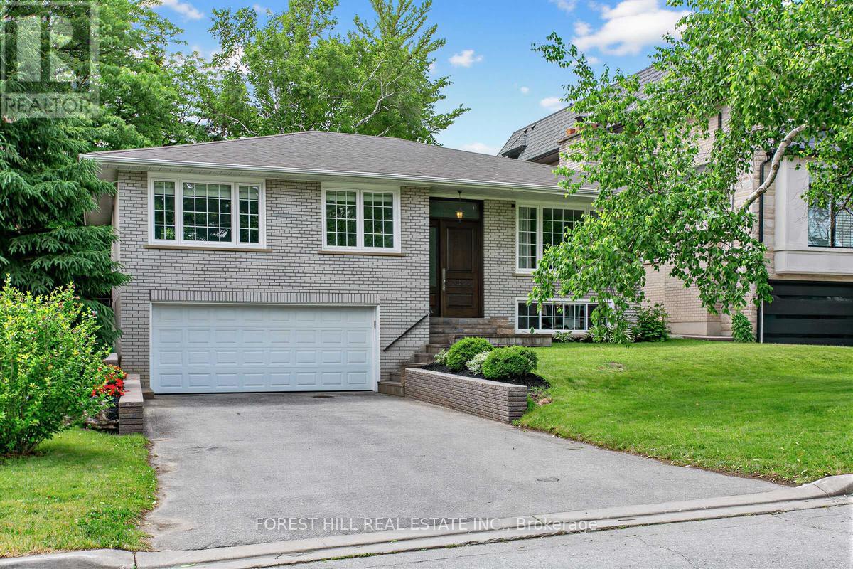 46 VIAMEDE CRESCENT, Toronto, Ontario