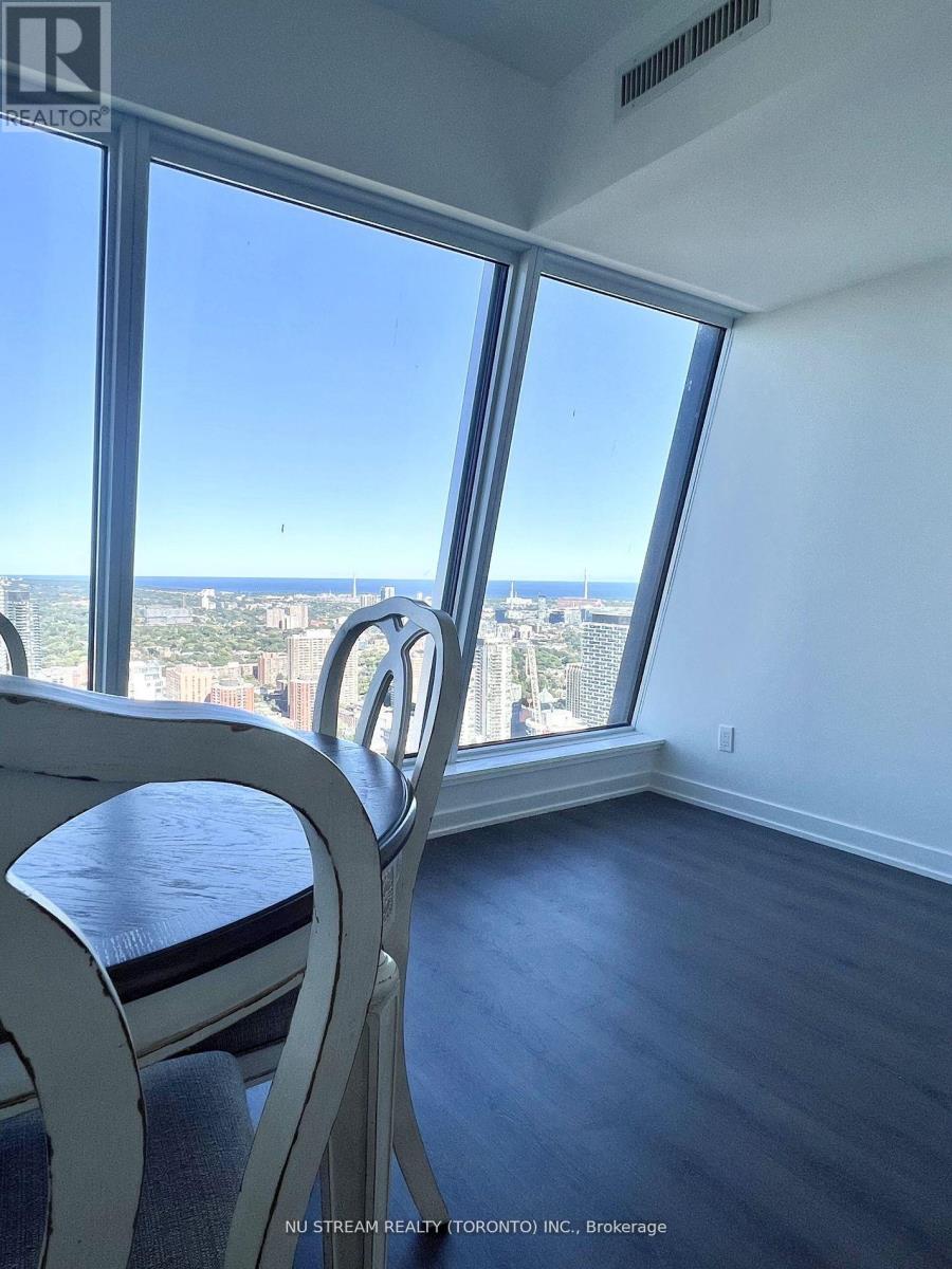 5507 - 8 Wellesley Street W, Toronto, Ontario  M4Y 0J5 - Photo 3 - C13473218
