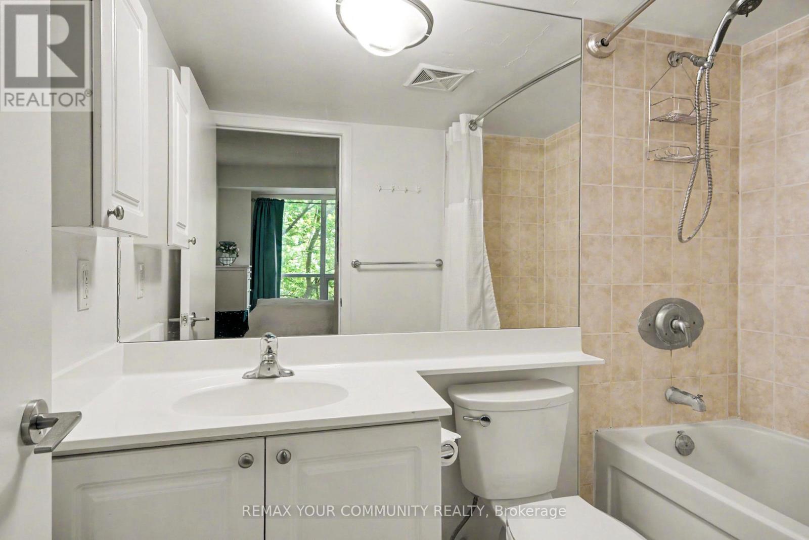 219 - 231 Fort York Boulevard, Toronto, Ontario  M5V 1B2 - Photo 20 - C13473278