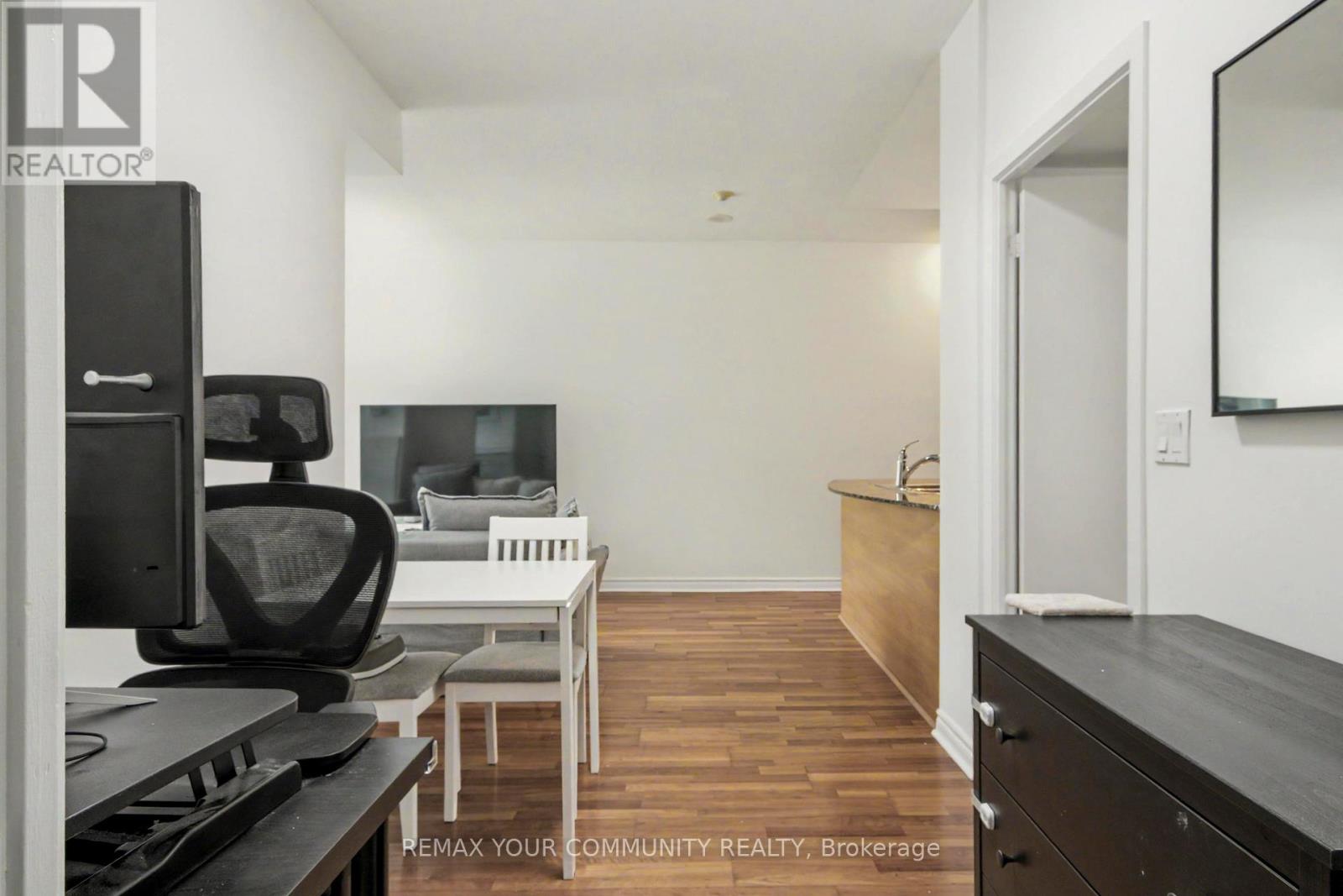 219 - 231 Fort York Boulevard, Toronto, Ontario  M5V 1B2 - Photo 15 - C13473278