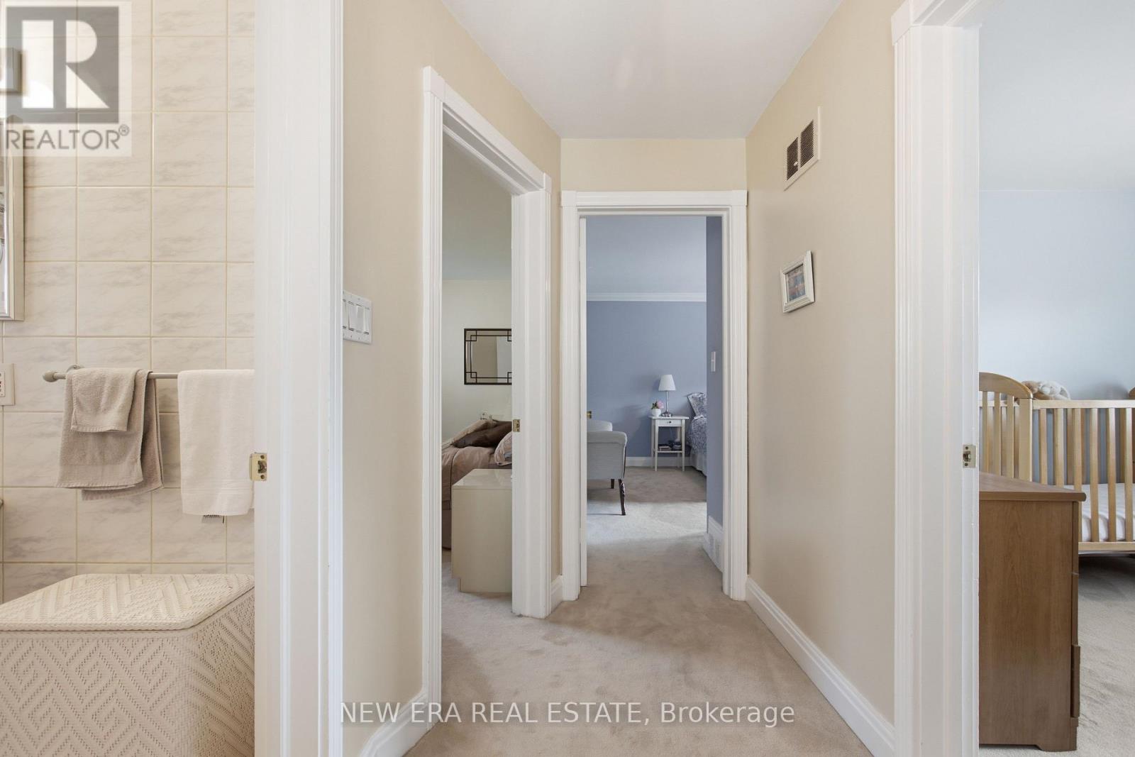 654 Bedford Park Avenue, Toronto, Ontario  M5M 1K3 - Photo 18 - C13473446