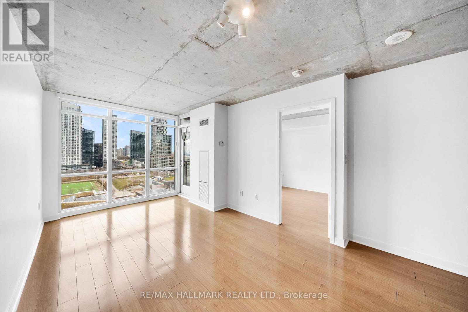1702 - 11 Brunel Court, Toronto, Ontario M5V 3Y3 - Photo 14 - C13473478