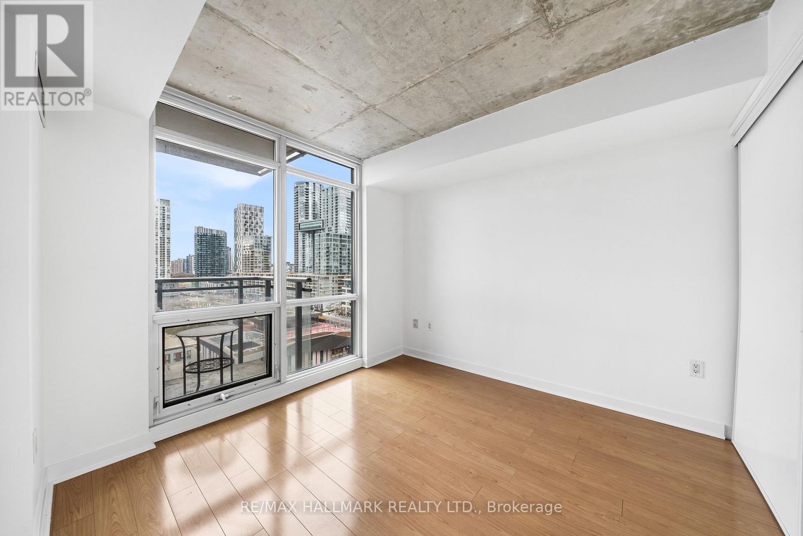 1702 - 11 Brunel Court, Toronto, Ontario M5V 3Y3 - Photo 19 - C13473478