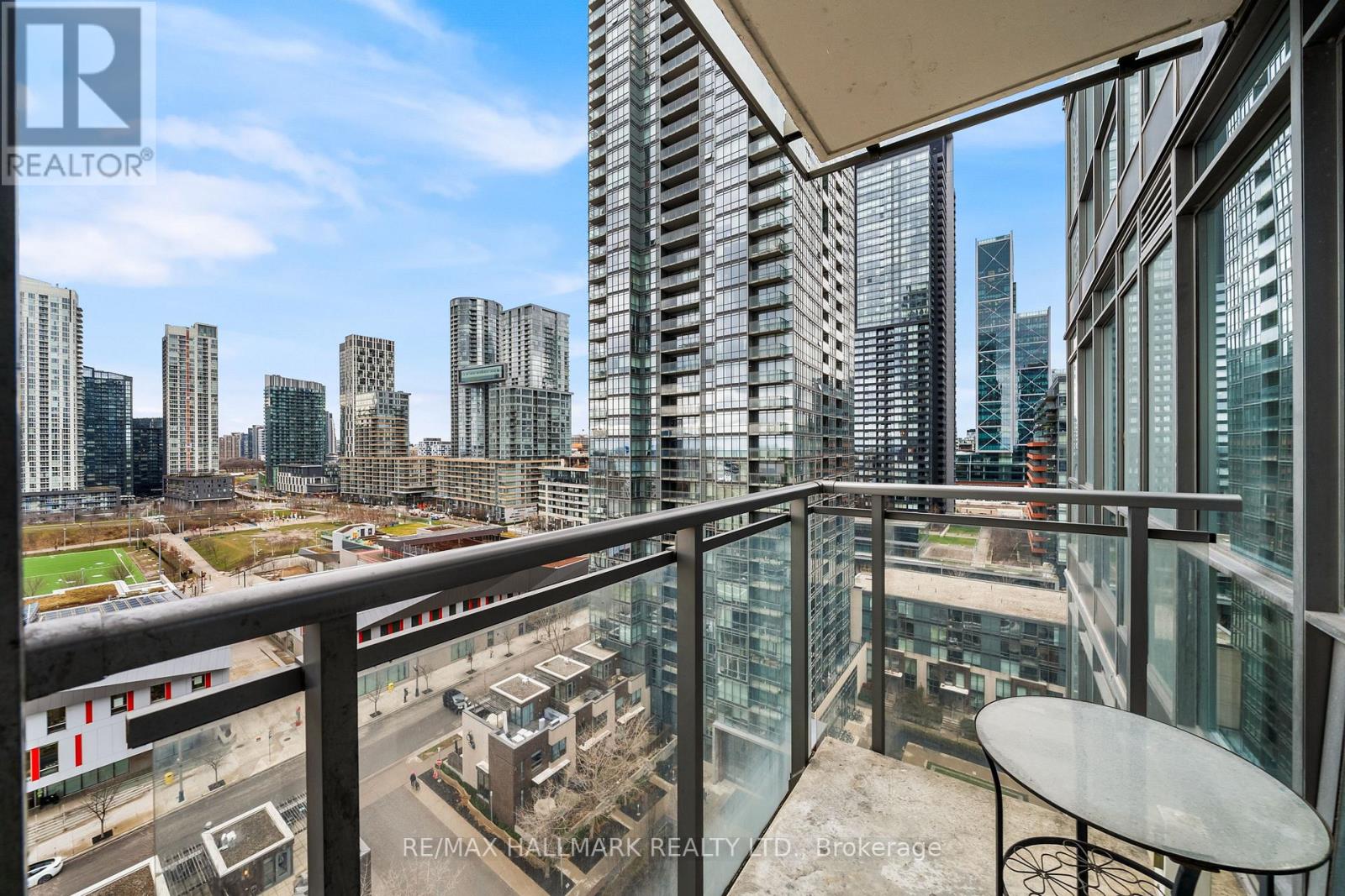 1702 - 11 Brunel Court, Toronto, Ontario M5V 3Y3 - Photo 20 - C13473478