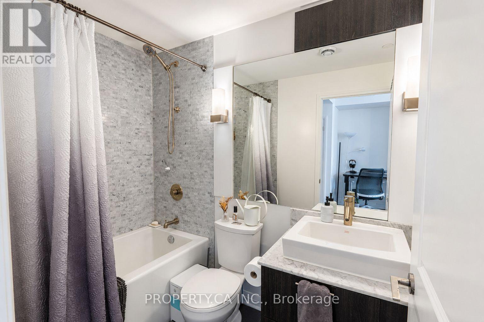 2611 - 8 Mercer Street, Toronto, Ontario  M5V 0C4 - Photo 8 - C13473612