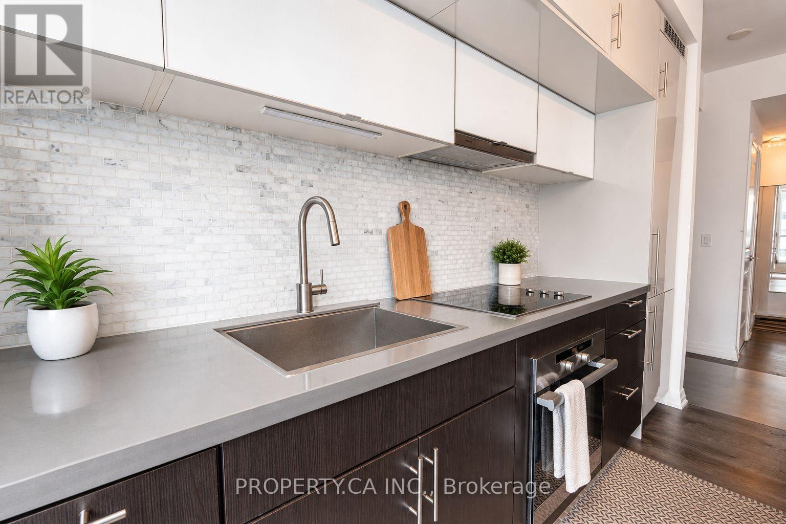 2611 - 8 Mercer Street, Toronto, Ontario  M5V 0C4 - Photo 11 - C13473612
