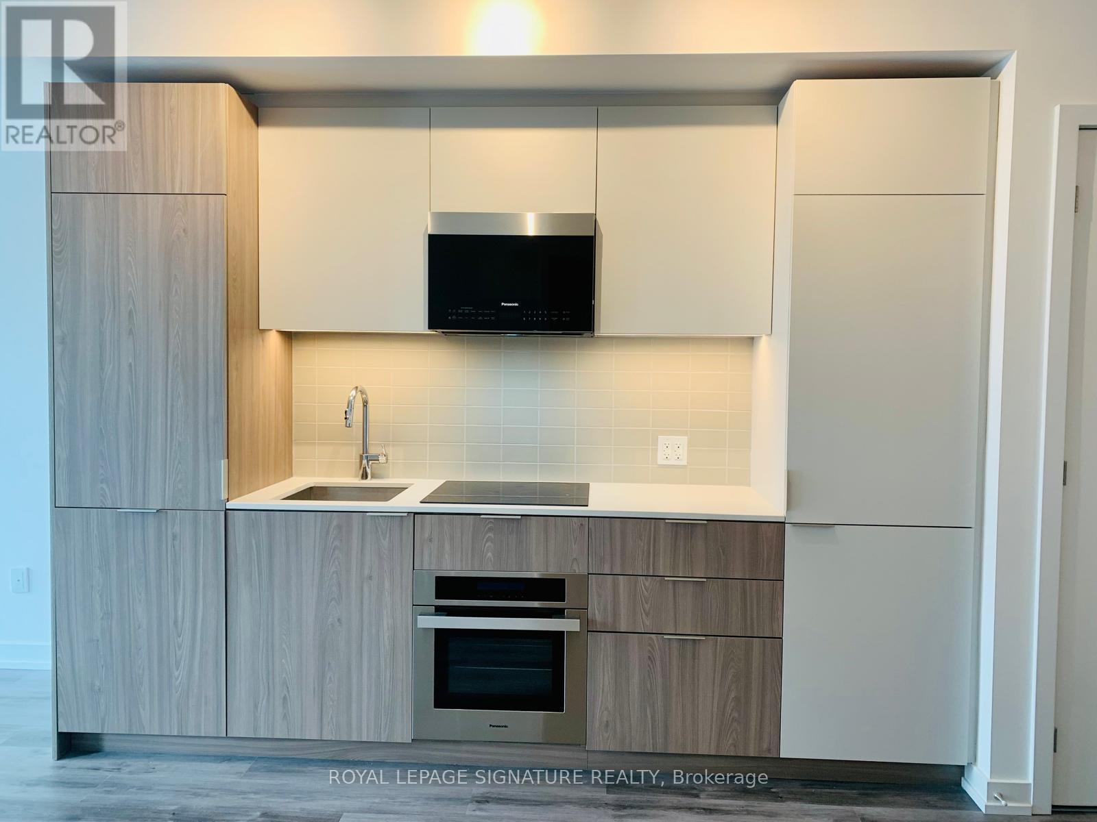 327 - 28 Eastern Avenue, Toronto, Ontario  M5A 0Y2 - Photo 2 - C13472980