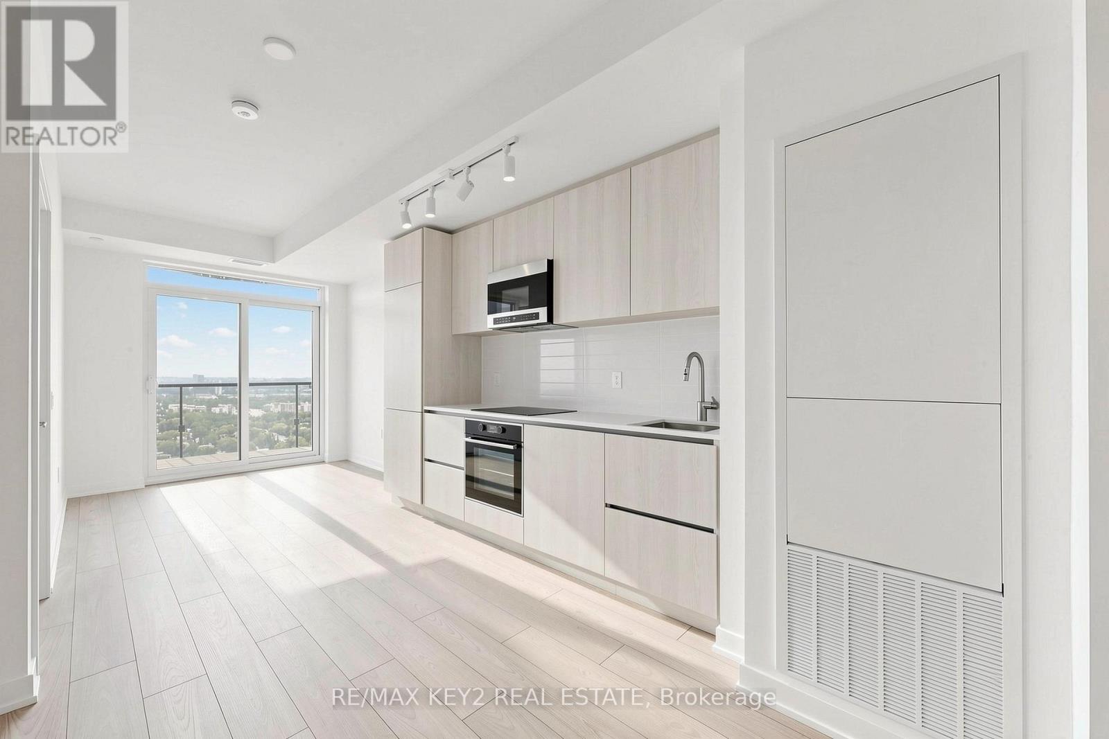 2910 - 110 Broadway Avenue, Toronto, Ontario  M4P 0E9 - Photo 2 - C13455410