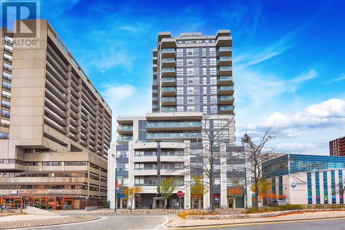 906 - 736 SPADINA AVENUE, Toronto, Ontario