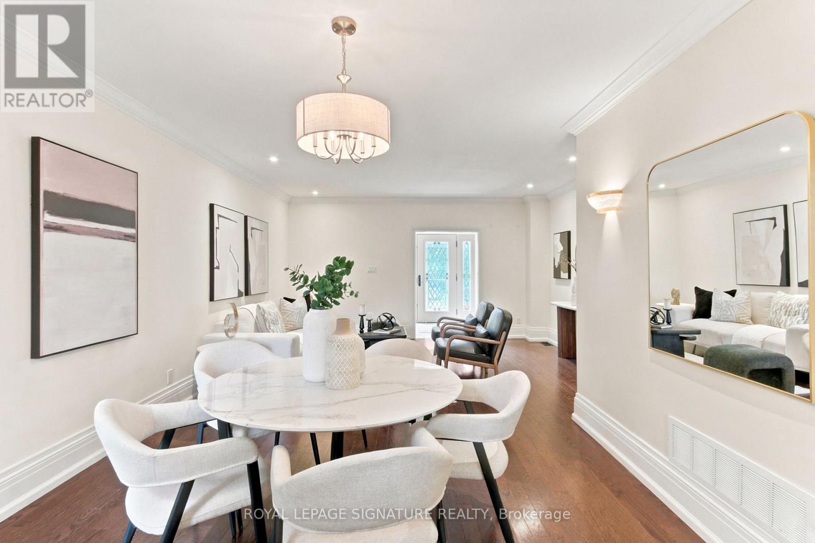 146 Gloucester Grove, Toronto, Ontario  M6C 2B1 - Photo 13 - C13474024