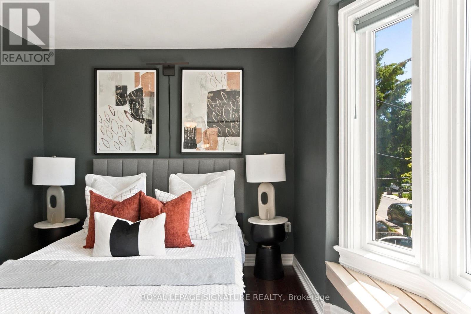 146 Gloucester Grove, Toronto, Ontario  M6C 2B1 - Photo 26 - C13474024