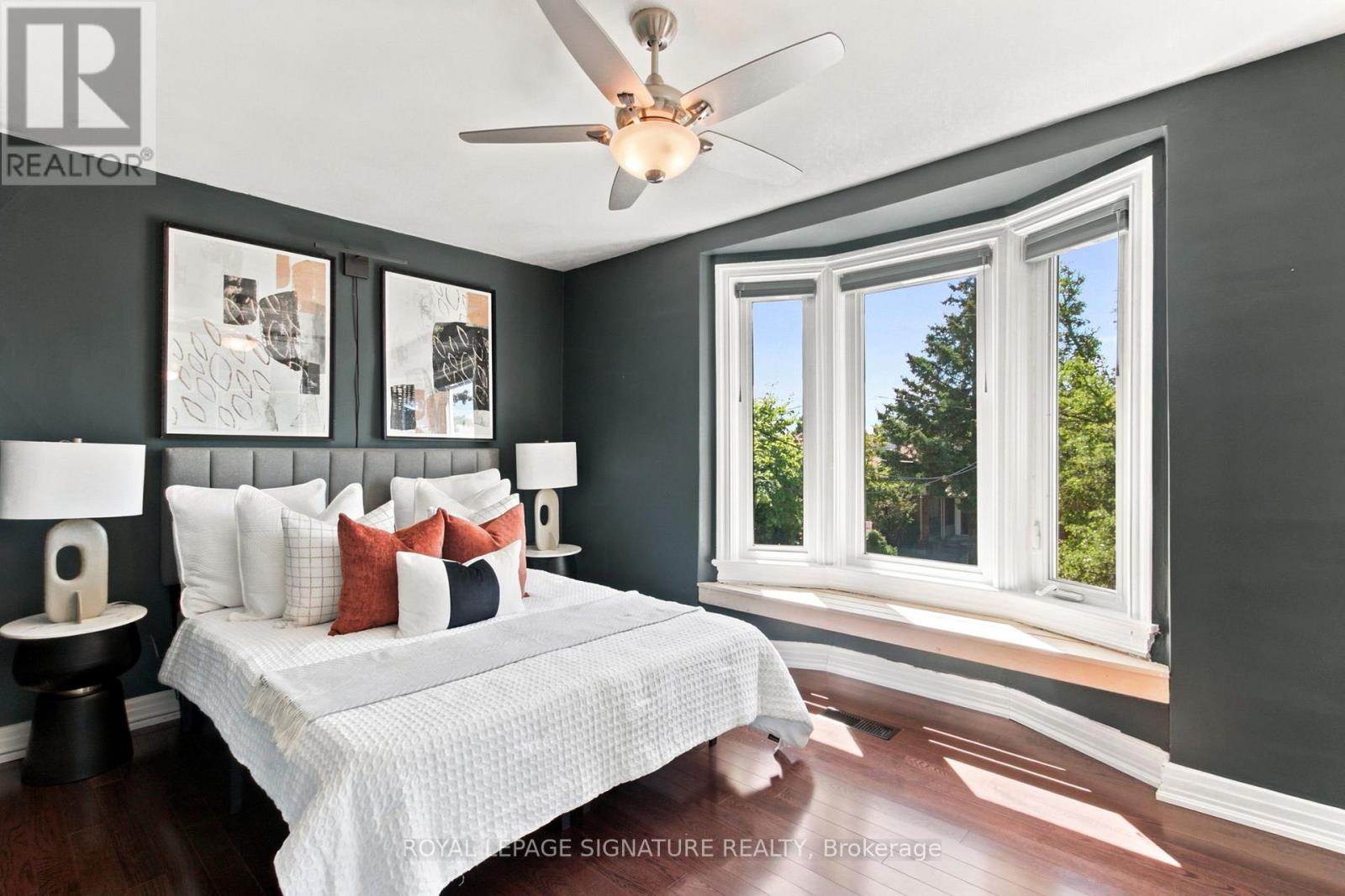 146 Gloucester Grove, Toronto, Ontario  M6C 2B1 - Photo 23 - C13474024