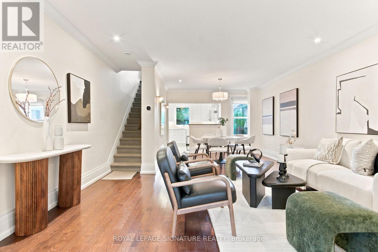 146 Gloucester Grove, Toronto, Ontario  M6C 2B1 - Photo 4 - C13474024