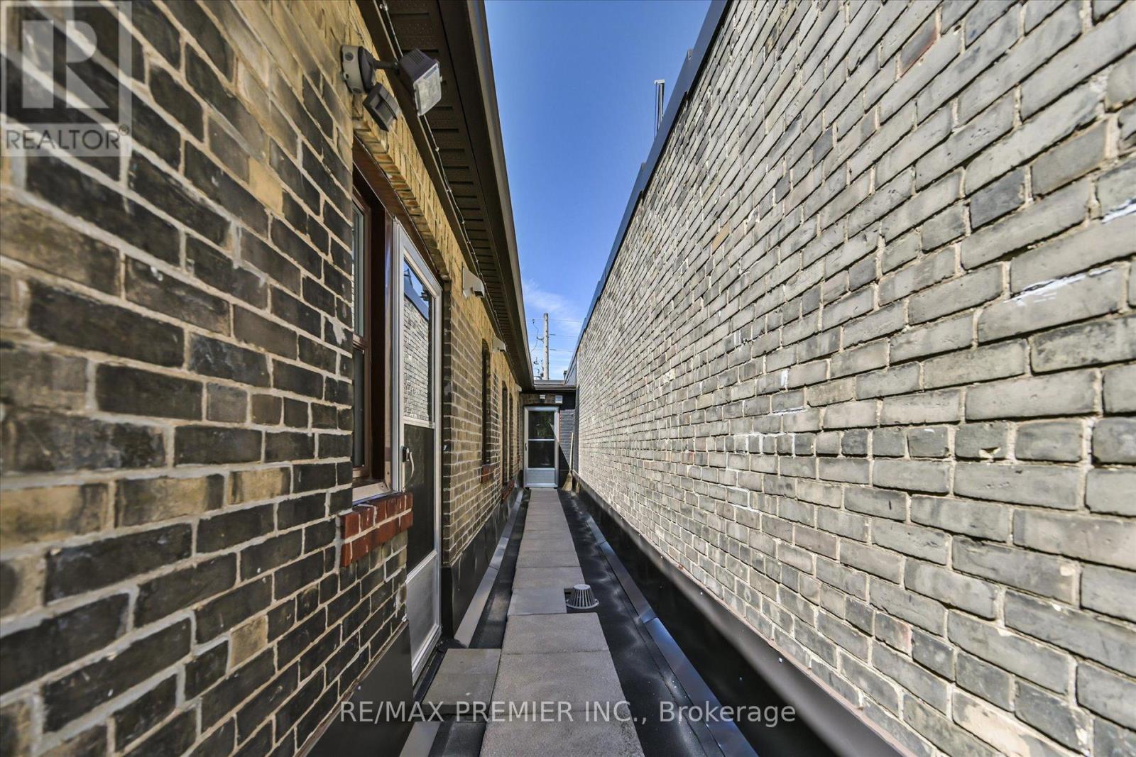 2 - 1615 Bayview Avenue, Toronto, Ontario  M4G 3B5 - Photo 21 - C13474032