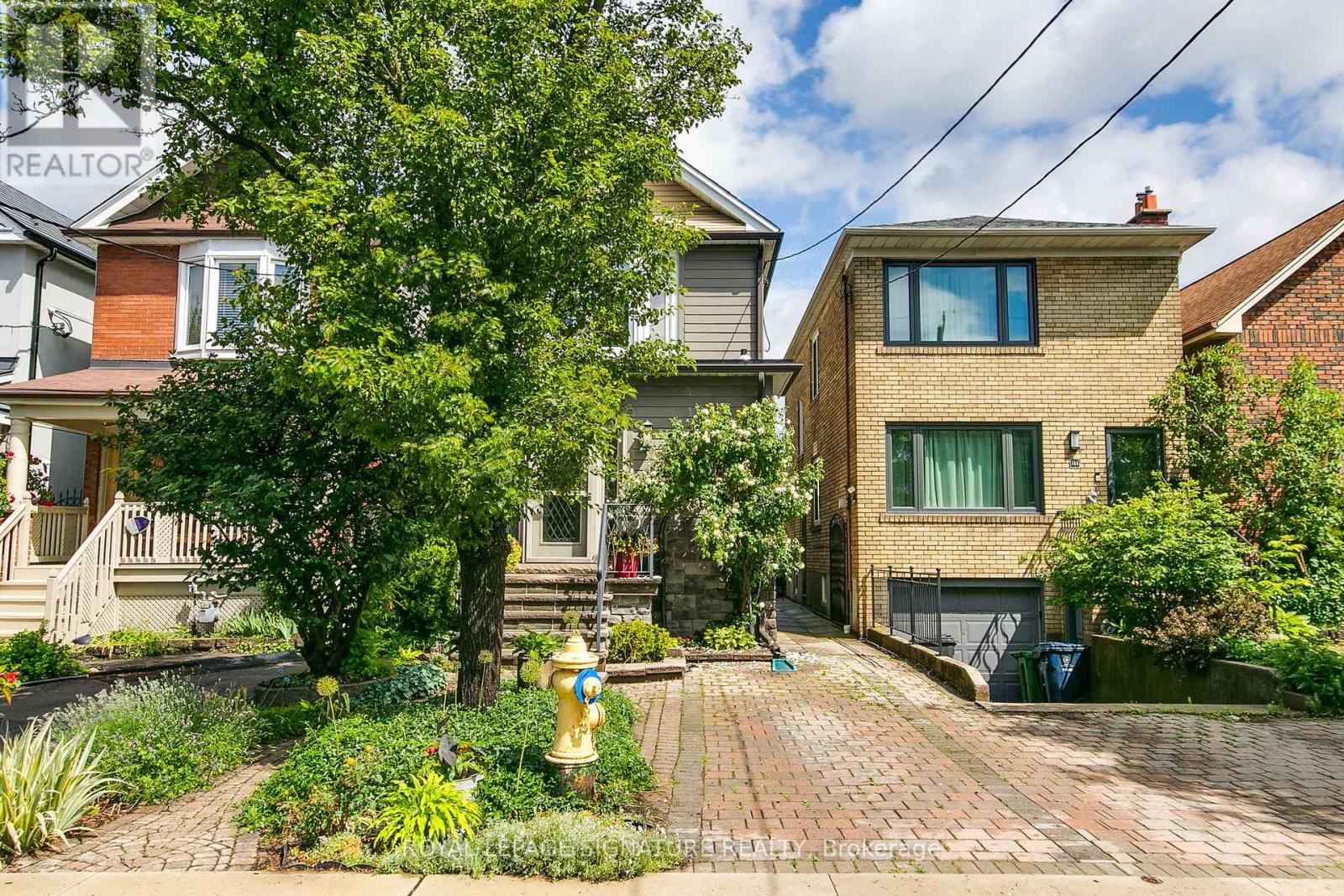 146 Gloucester Grove, Toronto, Ontario  M6C 2B1 - Photo 3 - C13474024