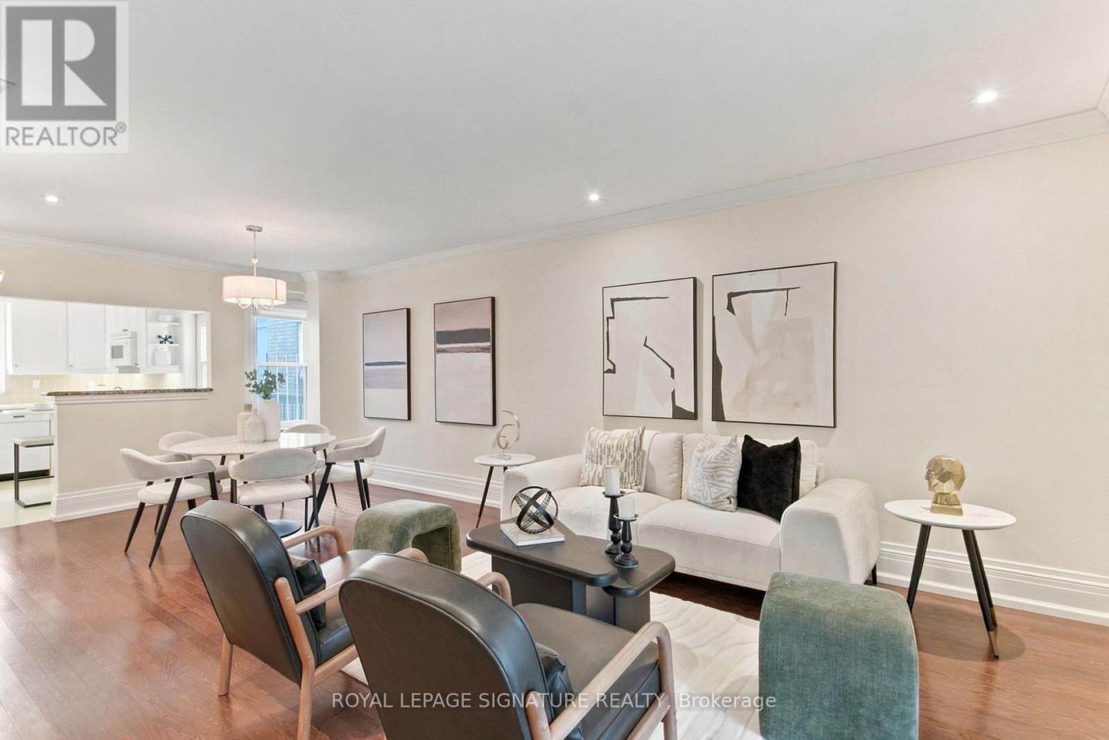 146 Gloucester Grove, Toronto, Ontario  M6C 2B1 - Photo 7 - C13474024