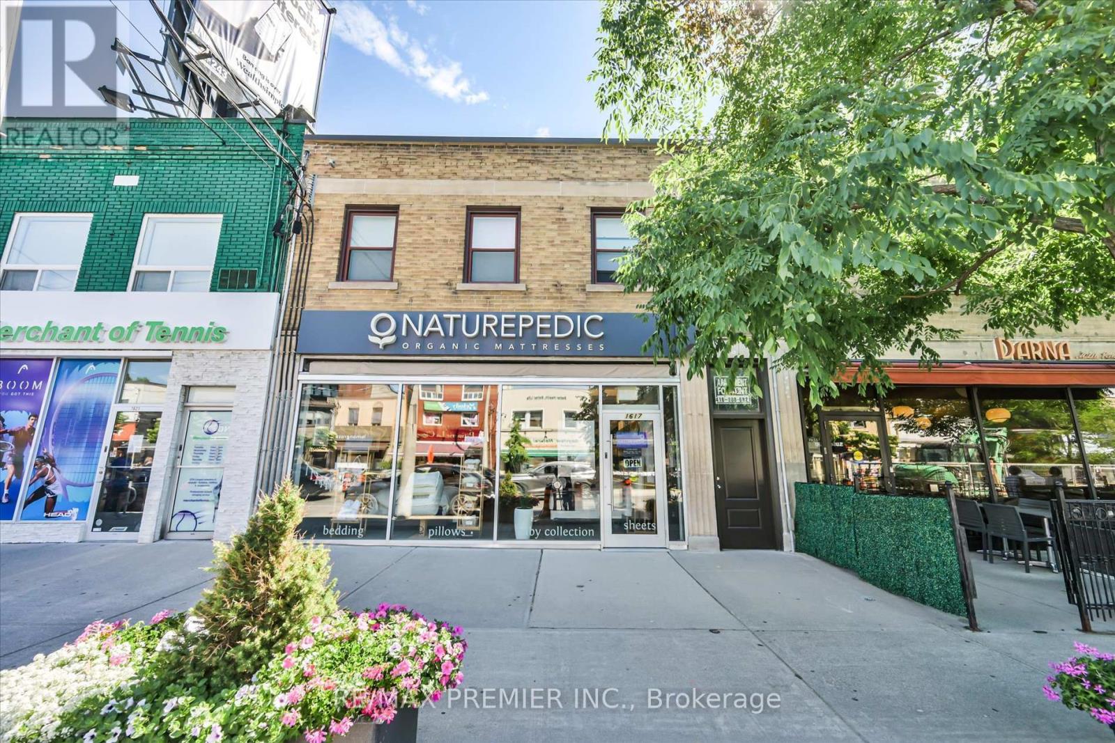 2 - 1615 BAYVIEW AVENUE, Toronto, Ontario