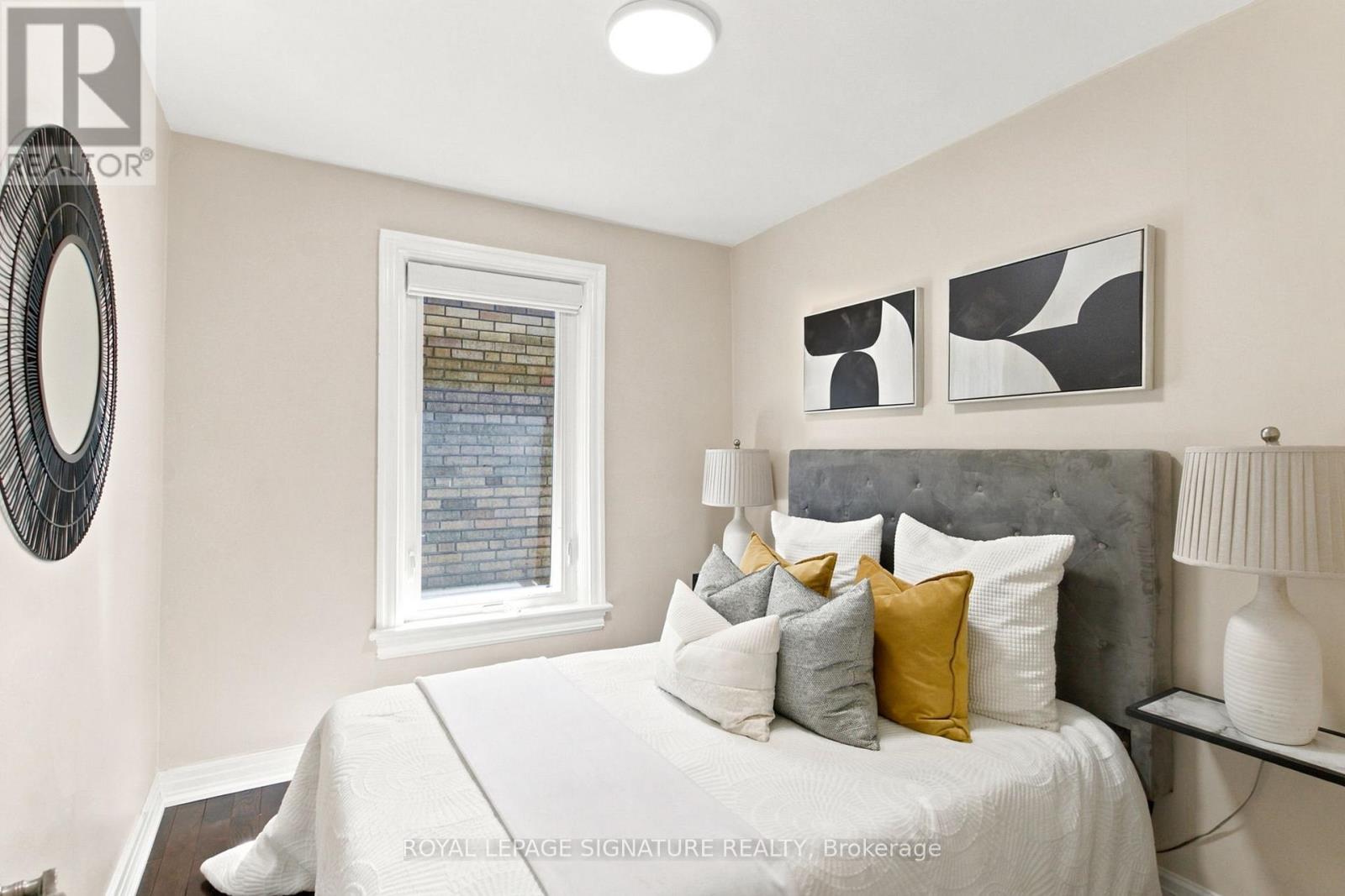 146 Gloucester Grove, Toronto, Ontario  M6C 2B1 - Photo 30 - C13474024