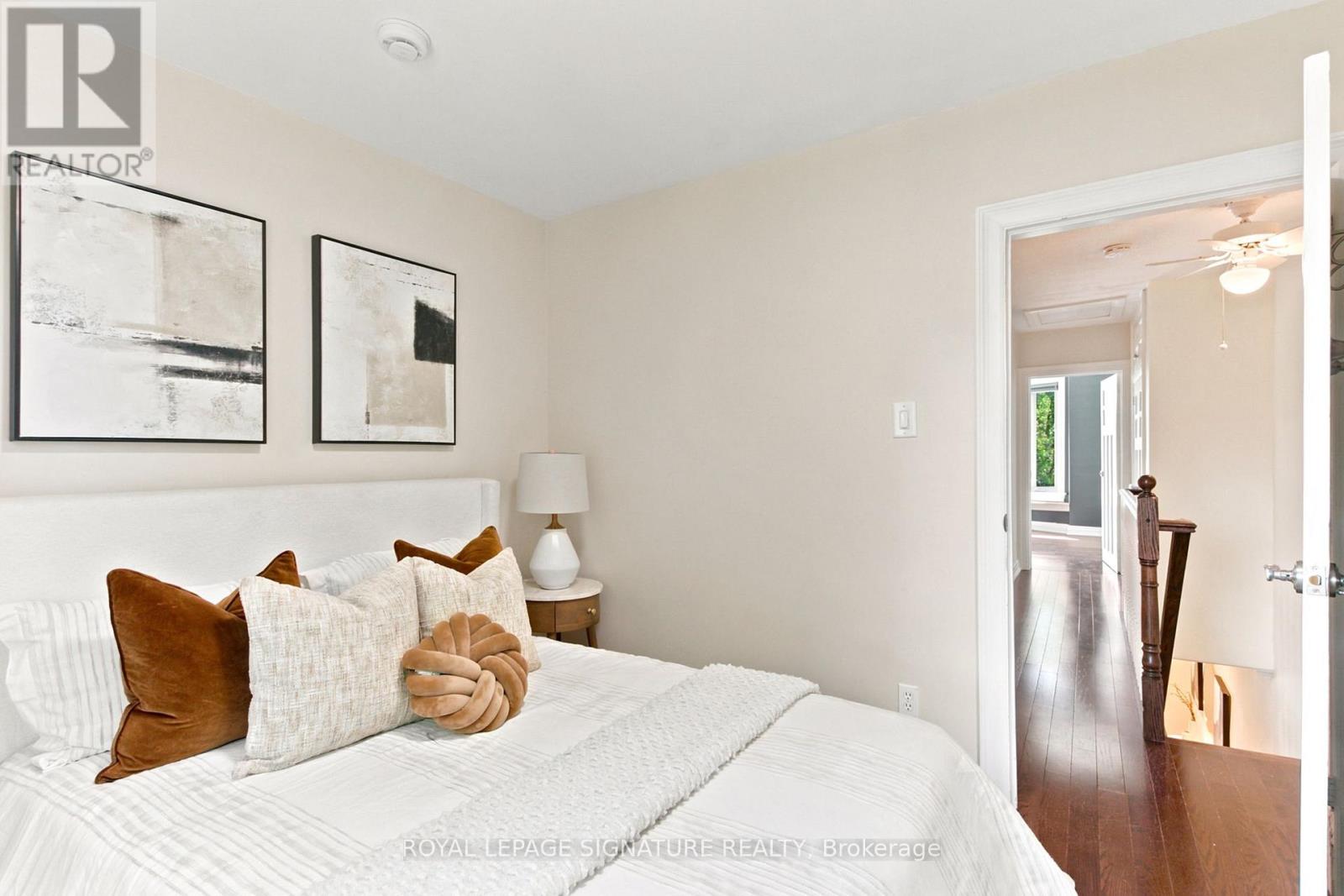 146 Gloucester Grove, Toronto, Ontario  M6C 2B1 - Photo 28 - C13474024
