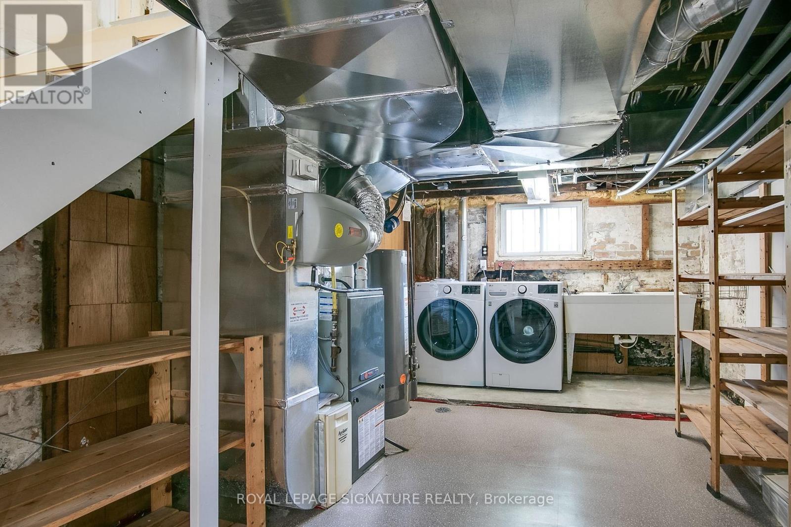 146 Gloucester Grove, Toronto, Ontario  M6C 2B1 - Photo 37 - C13474024