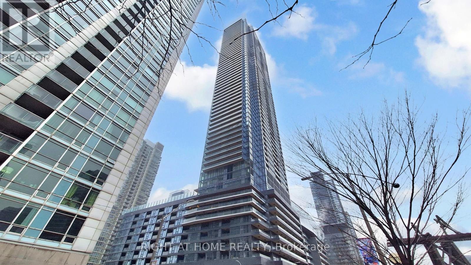 7706 - 3 Concord City Place Way, Toronto, Ontario  M5V 0X4 - Photo 2 - C13474204