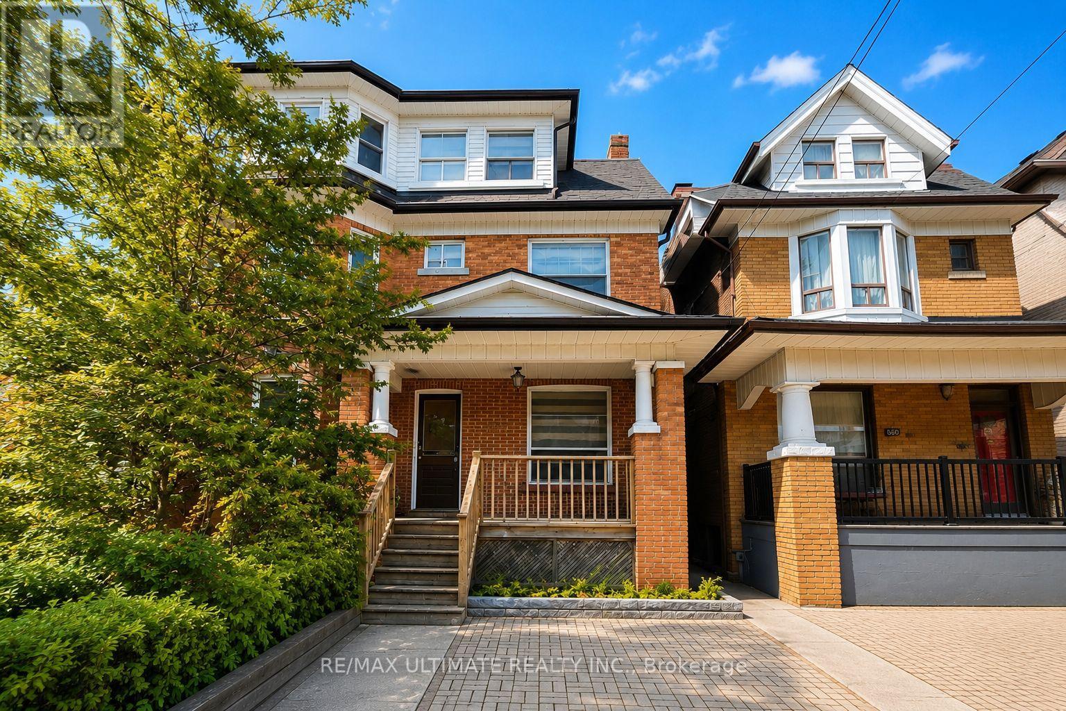 678 EUCLID AVENUE, Toronto, Ontario