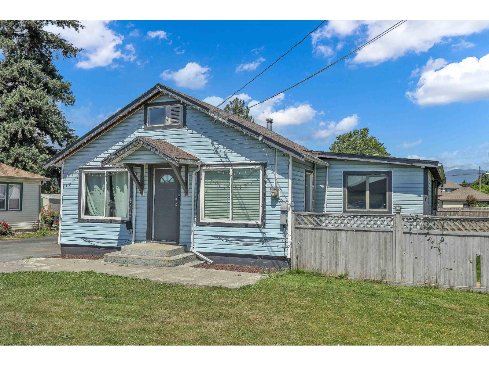 46045 FIFTH AVENUE|Chilliwack Downtown