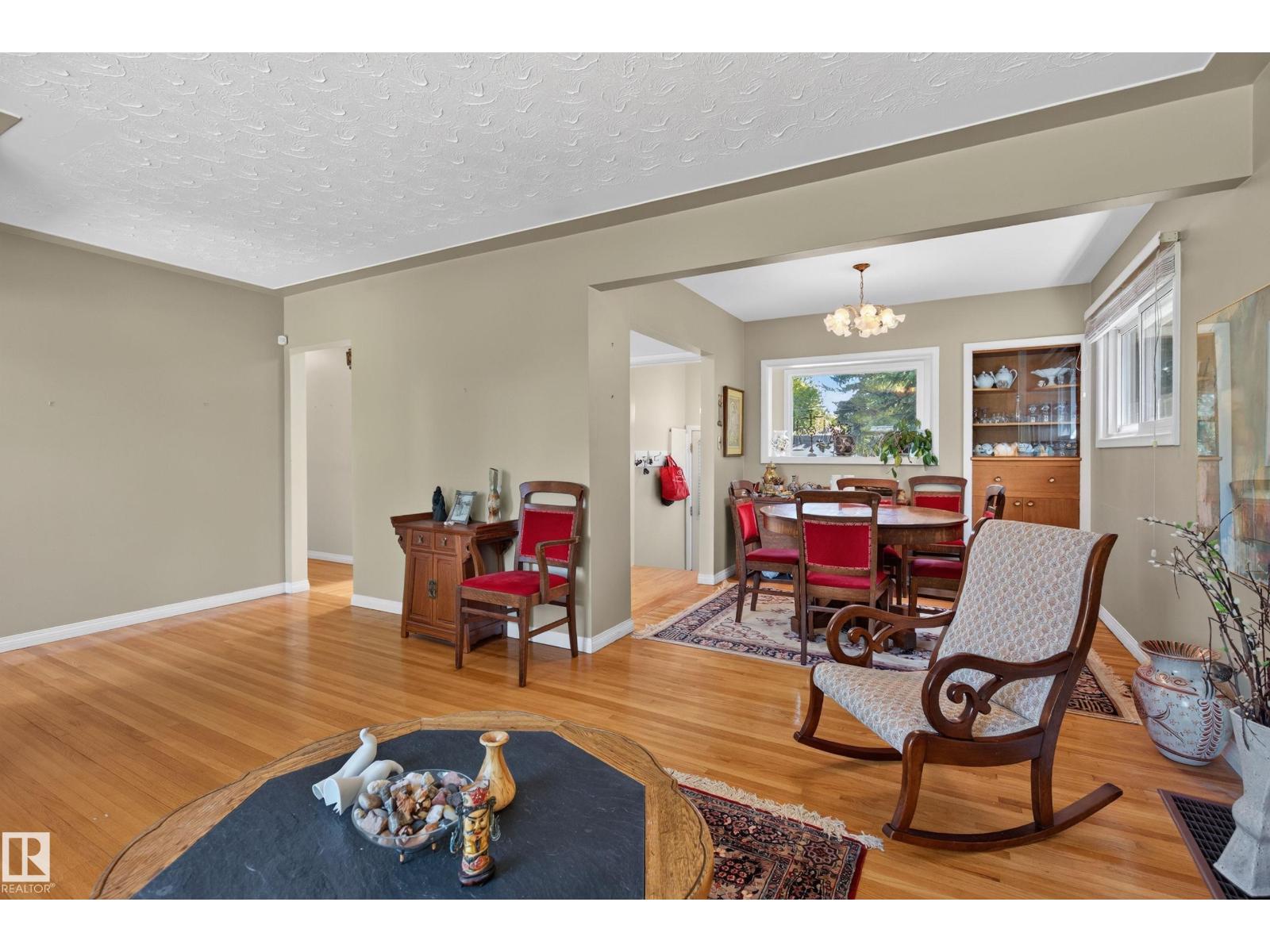 9519 148 St NW, Edmonton, Alberta  T5N 3E3 - Photo 7 - E4495087