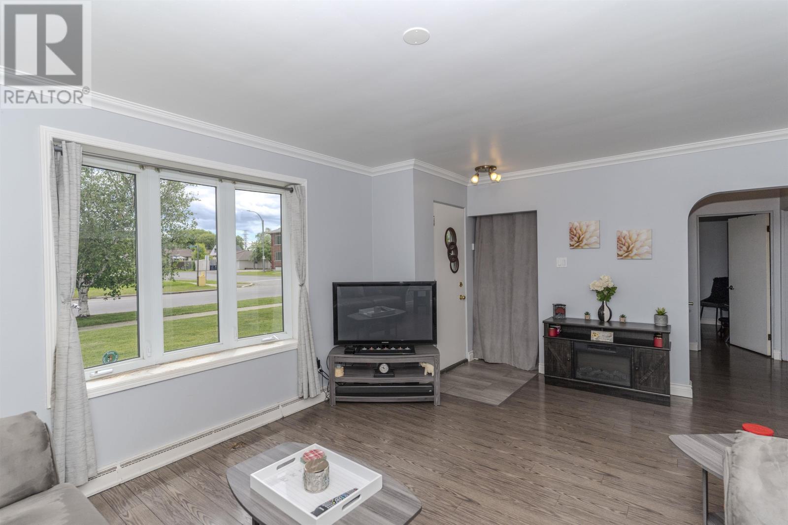 2645 Isabella St E, Thunder Bay, Ontario  P7E 5C9 - Photo 12 - TB2601636