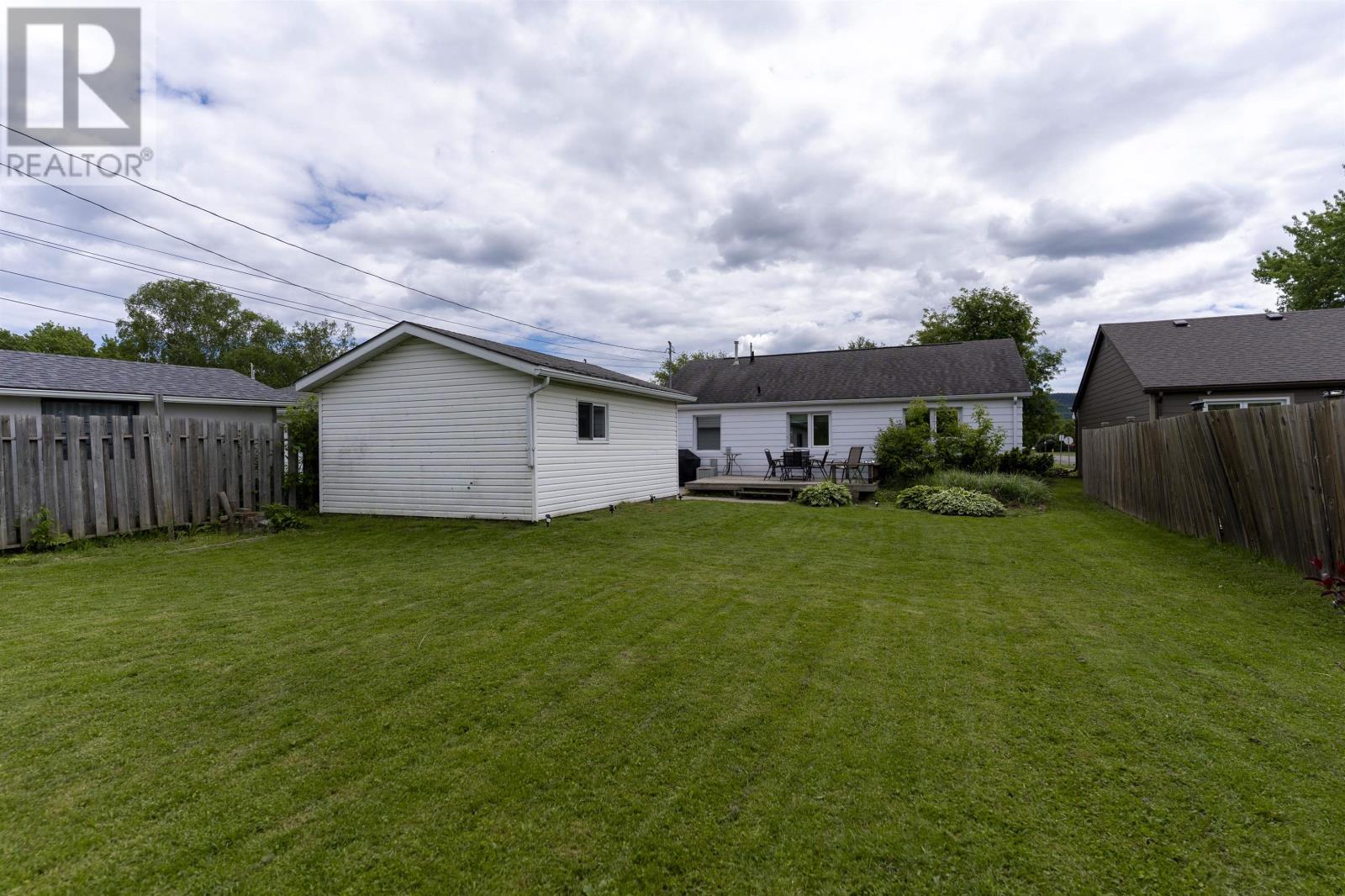 2645 Isabella St E, Thunder Bay, Ontario  P7E 5C9 - Photo 27 - TB2601636