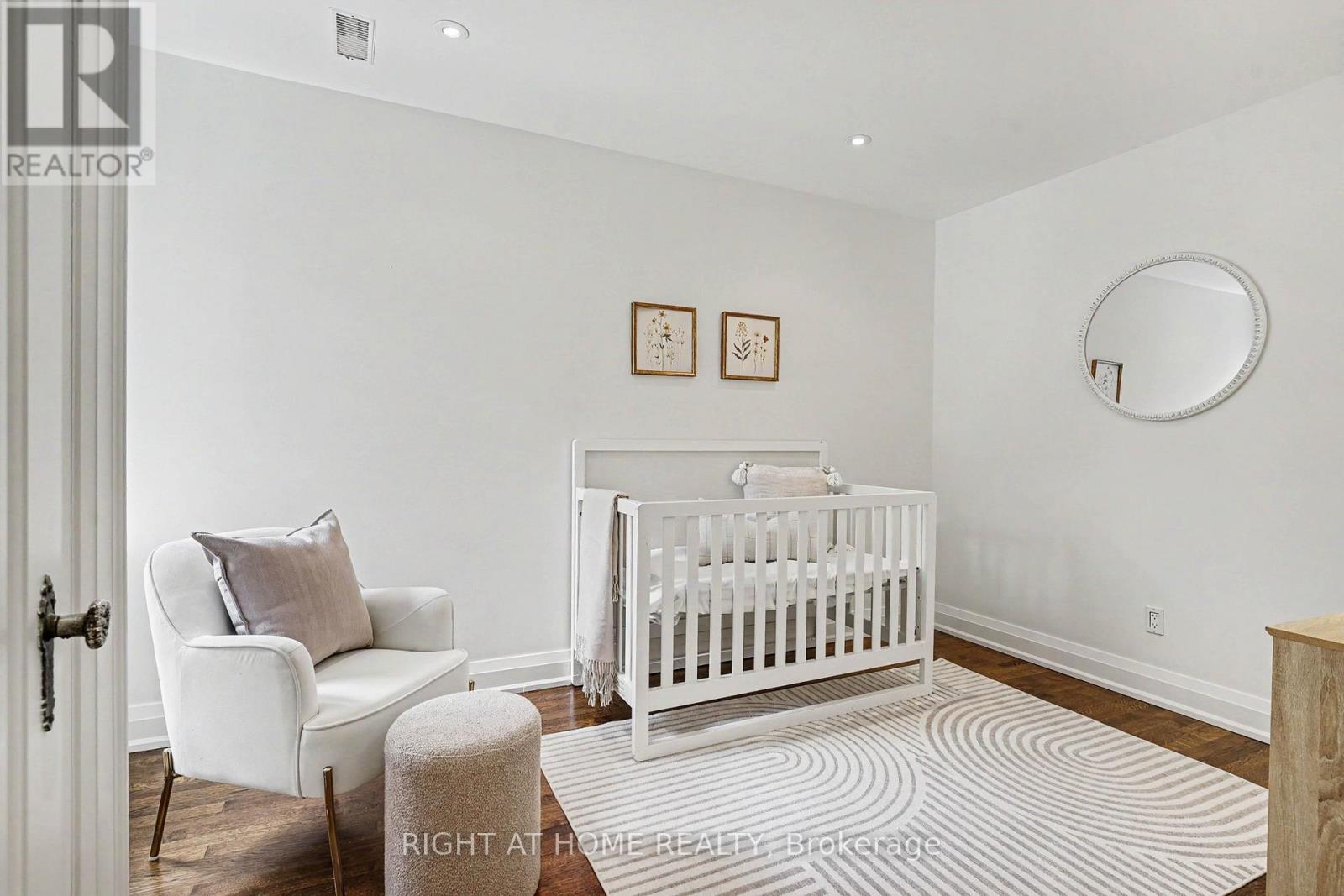 504 Roselawn Avenue, Toronto, Ontario M5N 1J8 - Photo 30 - C13474322