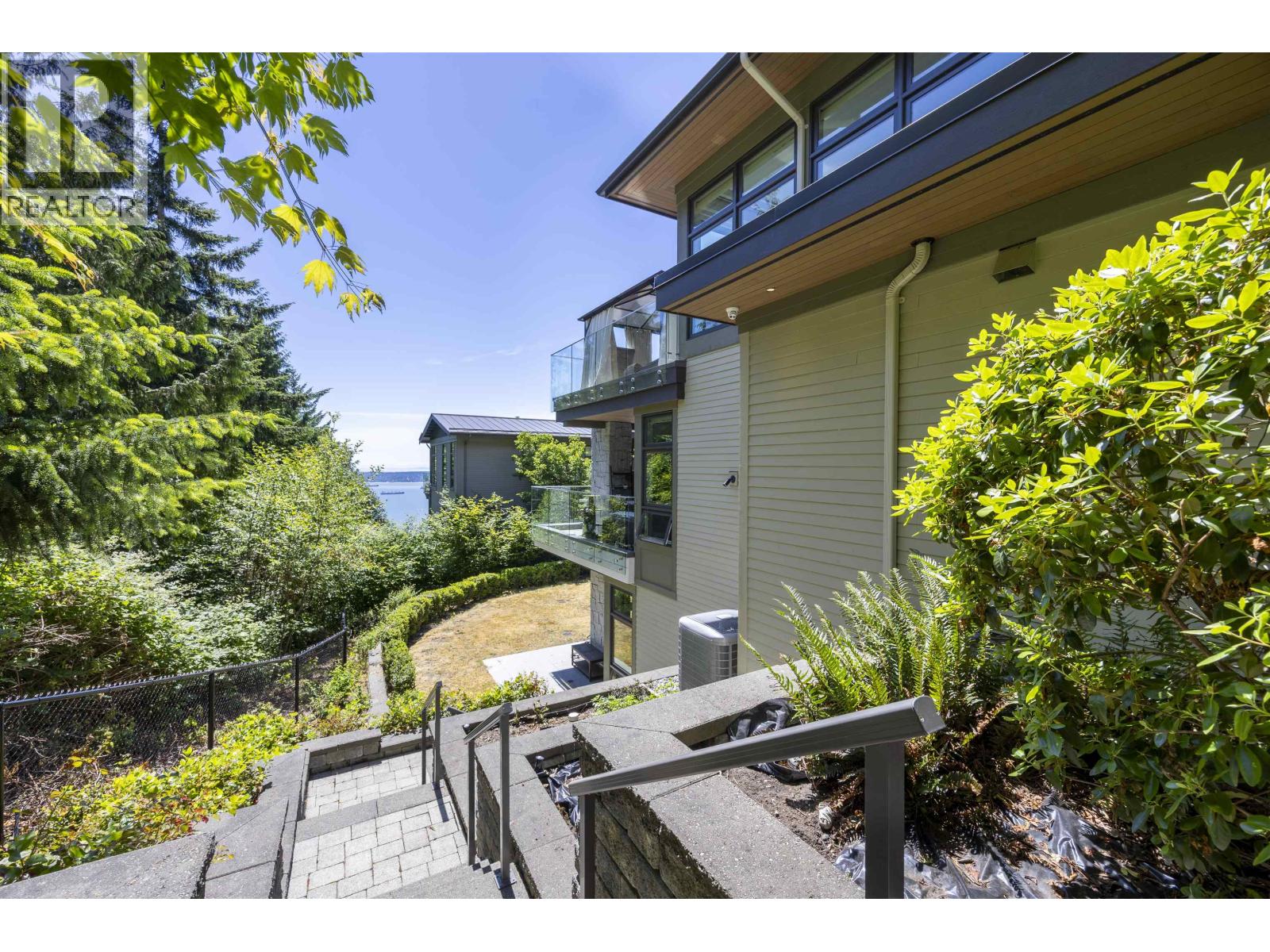 2812 Rodgers Creek Lane, Vancouver, British Columbia  V7S 0A7 - Photo 21 - R3126129