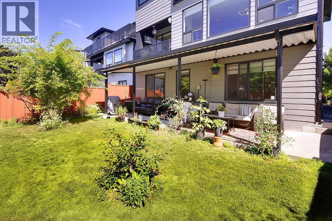 23072 Cliff Avenue, Maple Ridge, British Columbia  V2X 7Z9 - Photo 36 - R3138324