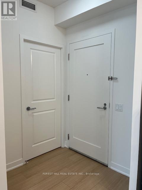 611 - 320 Tweedsmuir Avenue, Toronto, Ontario  M5P 2Y3 - Photo 6 - C13474570