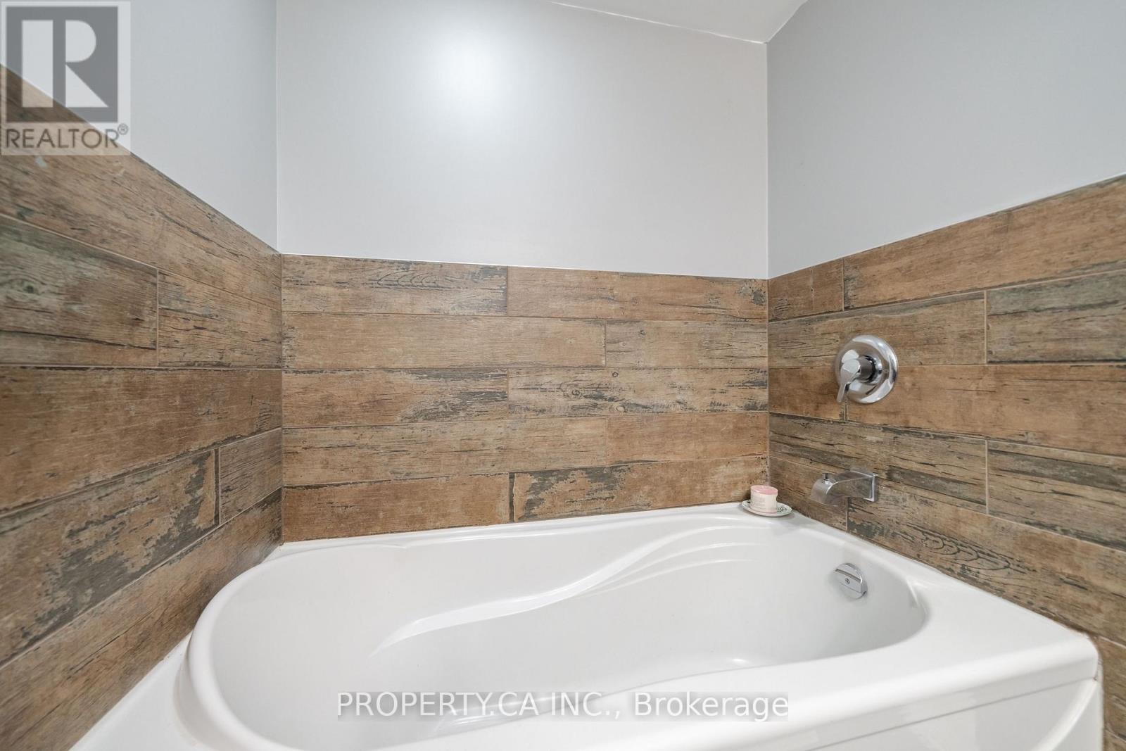 103 - 5785 Yonge Street, Toronto (Newtonbrook East), Ontario  M2M 4J2 - Photo 12 - C13475414