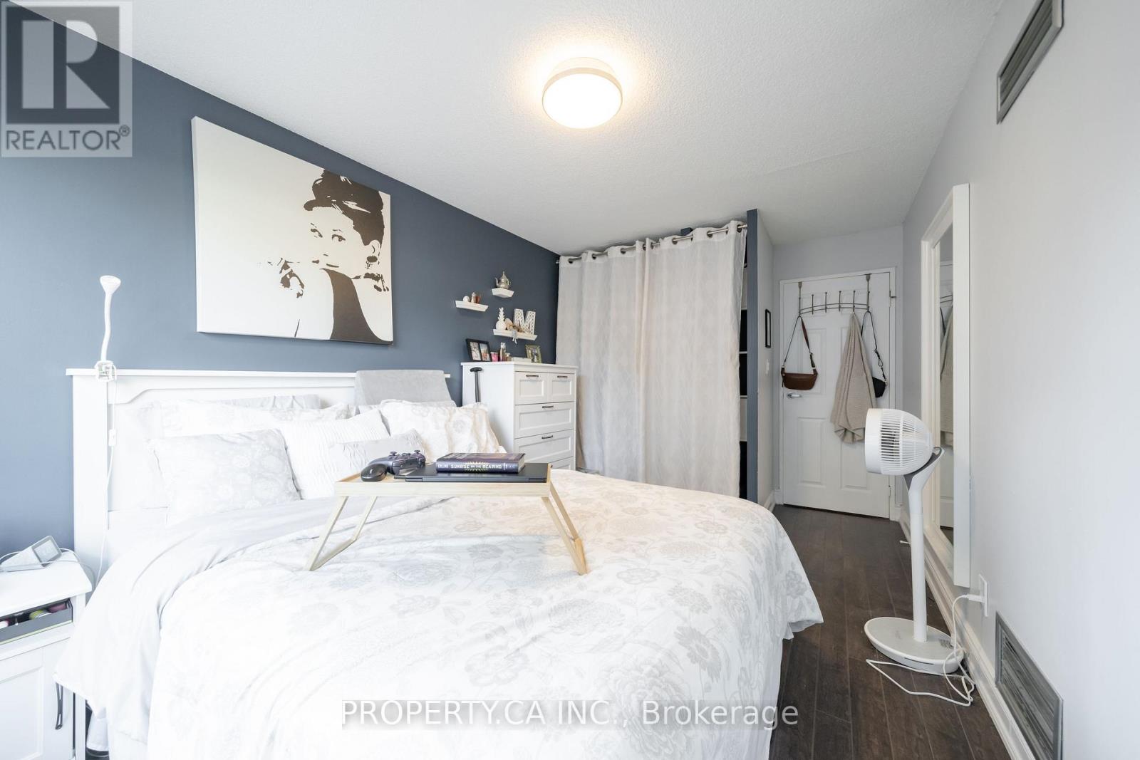 103 - 5785 Yonge Street, Toronto (Newtonbrook East), Ontario  M2M 4J2 - Photo 3 - C13475414