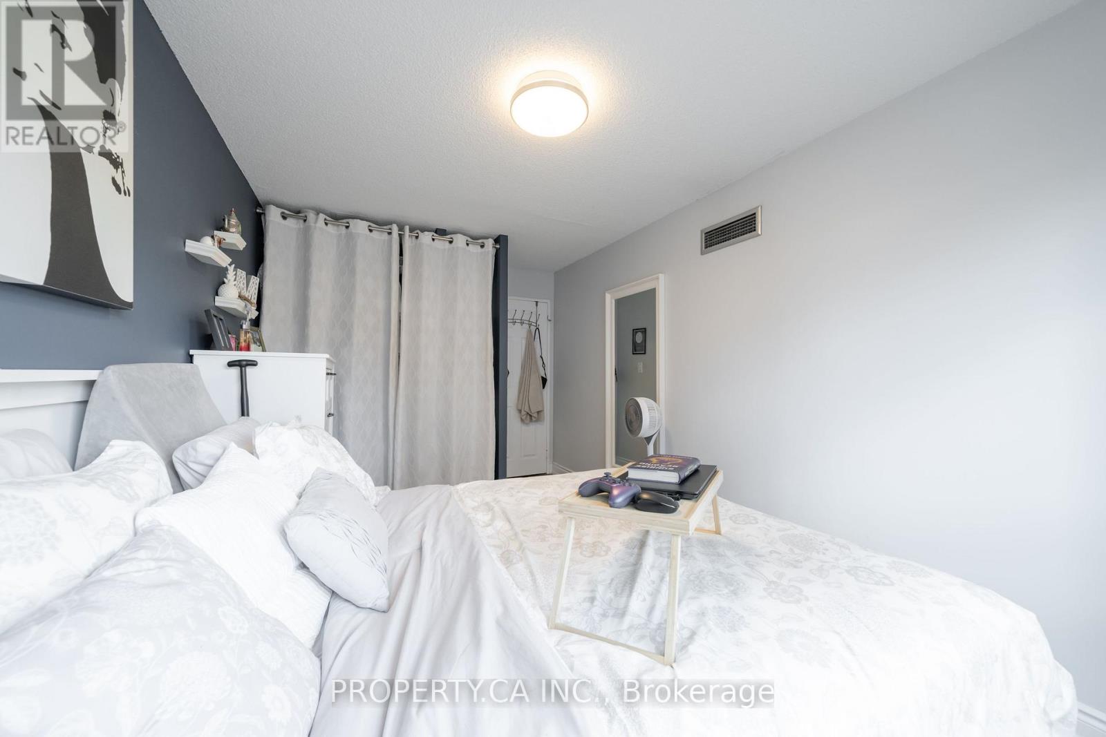 103 - 5785 Yonge Street, Toronto (Newtonbrook East), Ontario  M2M 4J2 - Photo 4 - C13475414