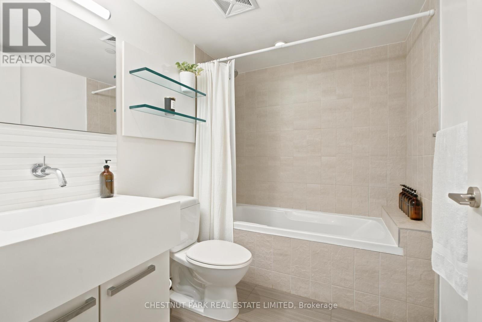 915 - 55 Stewart Street, Toronto, Ontario  M5V 2V1 - Photo 15 - C13475480